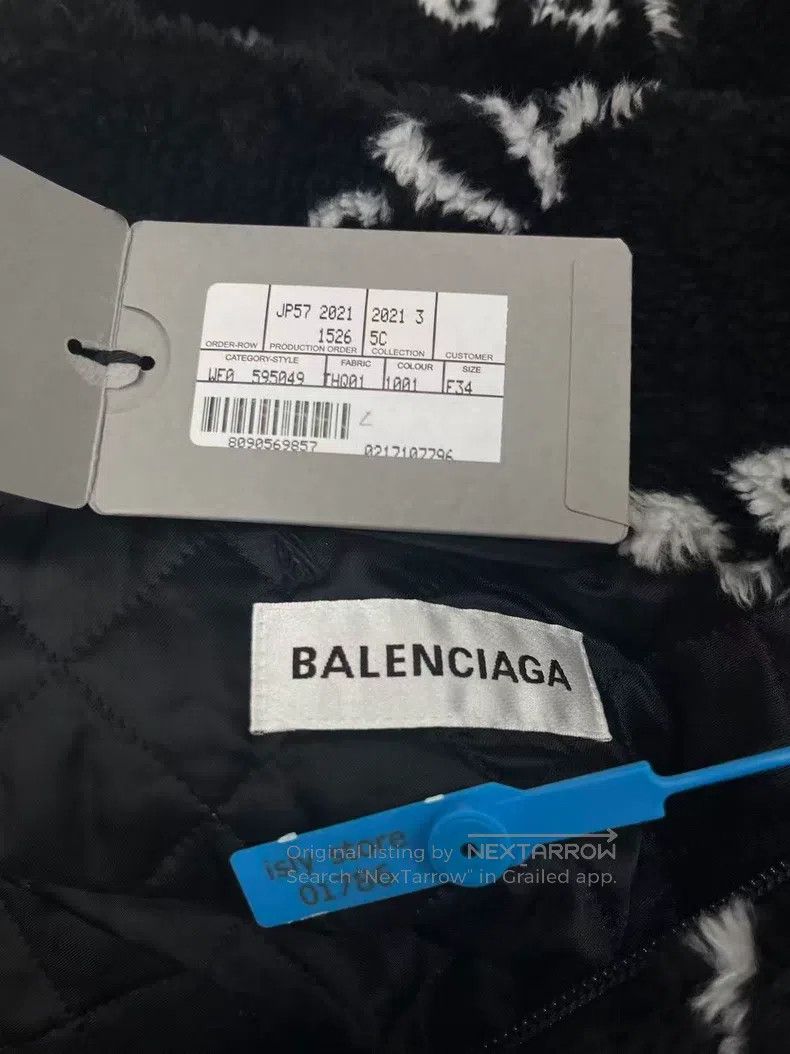 Balenciaga Balenciaga Collar Drooped Shoulder Loose Faux Fur Flocked Size XXS / US 00 / IT 34 - 4 Thumbnail