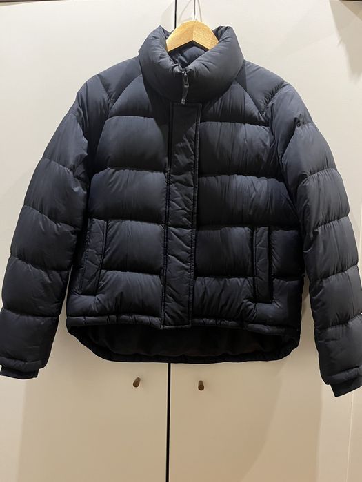 Jw anderson uniqlo outlet puffer jacket