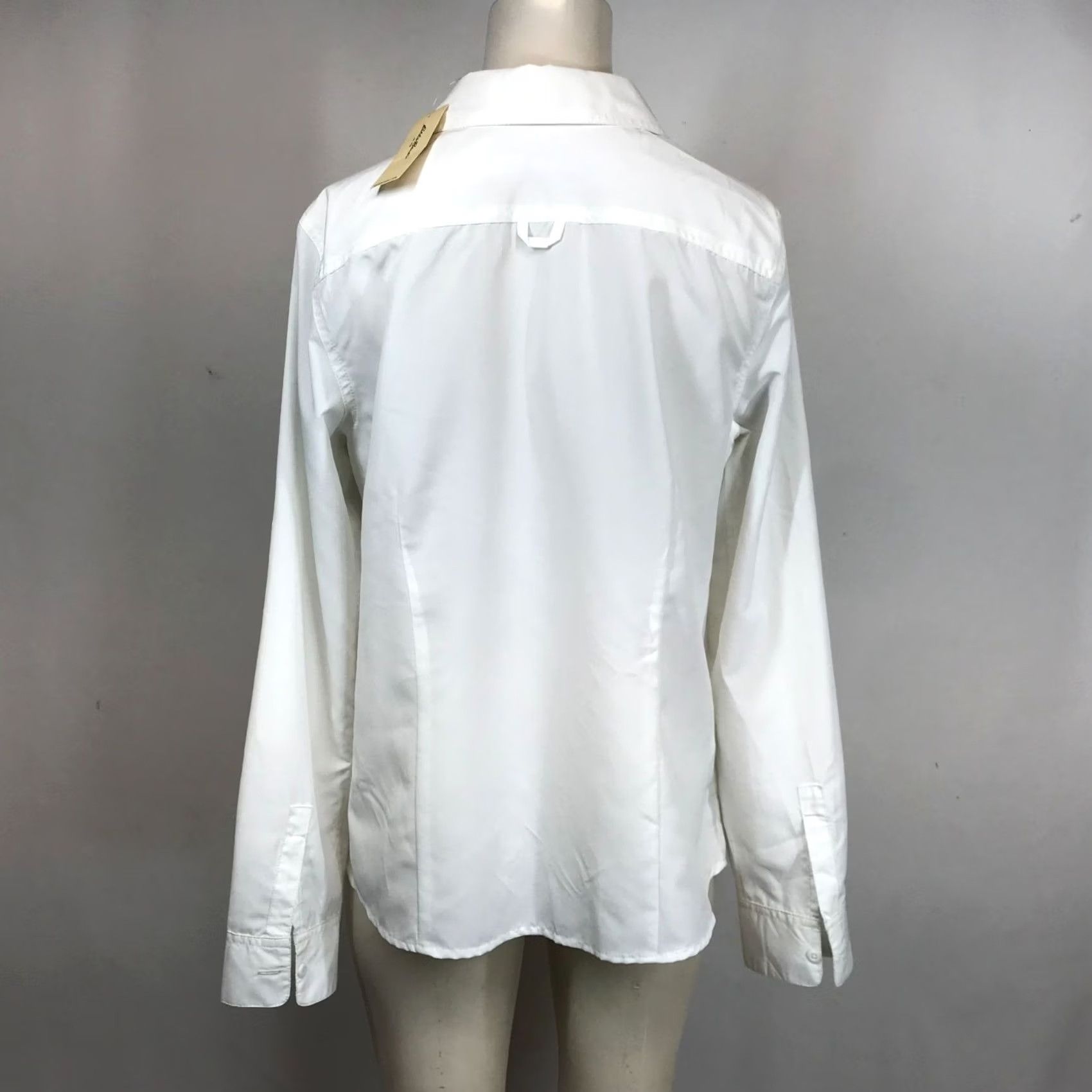 Eddie Bauer EDDIE BAUER WOMEN'S M WHITE LONG SLEEVE BUTTON-UP POLYESTER TOP SHIRT M Size M / US 6-8 / IT 42-44 - 5 Thumbnail