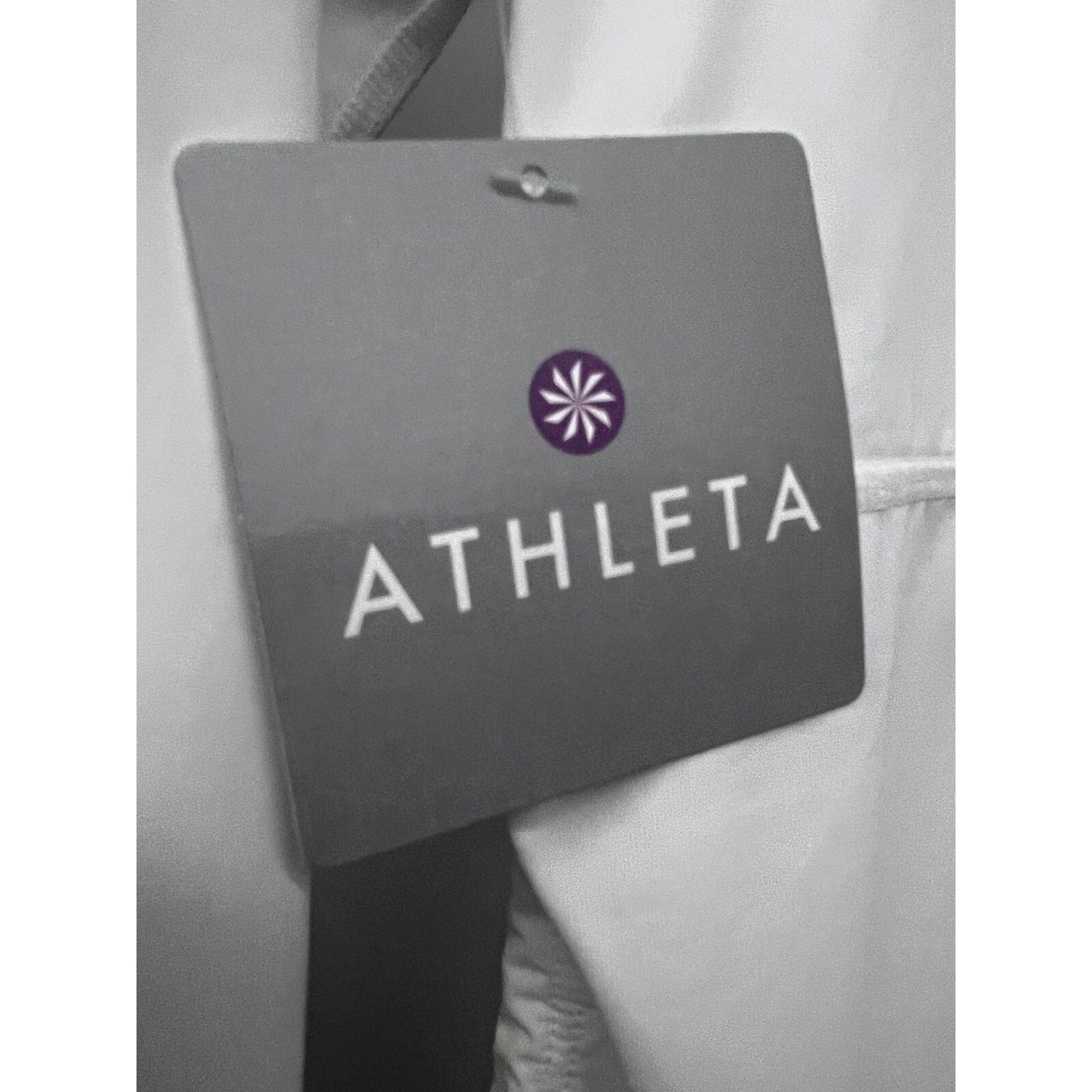 Athleta Athleta White Half Zip Ruched Guard Long Top Shirt M New Size M / US 6-8 / IT 42-44 - 7 Thumbnail