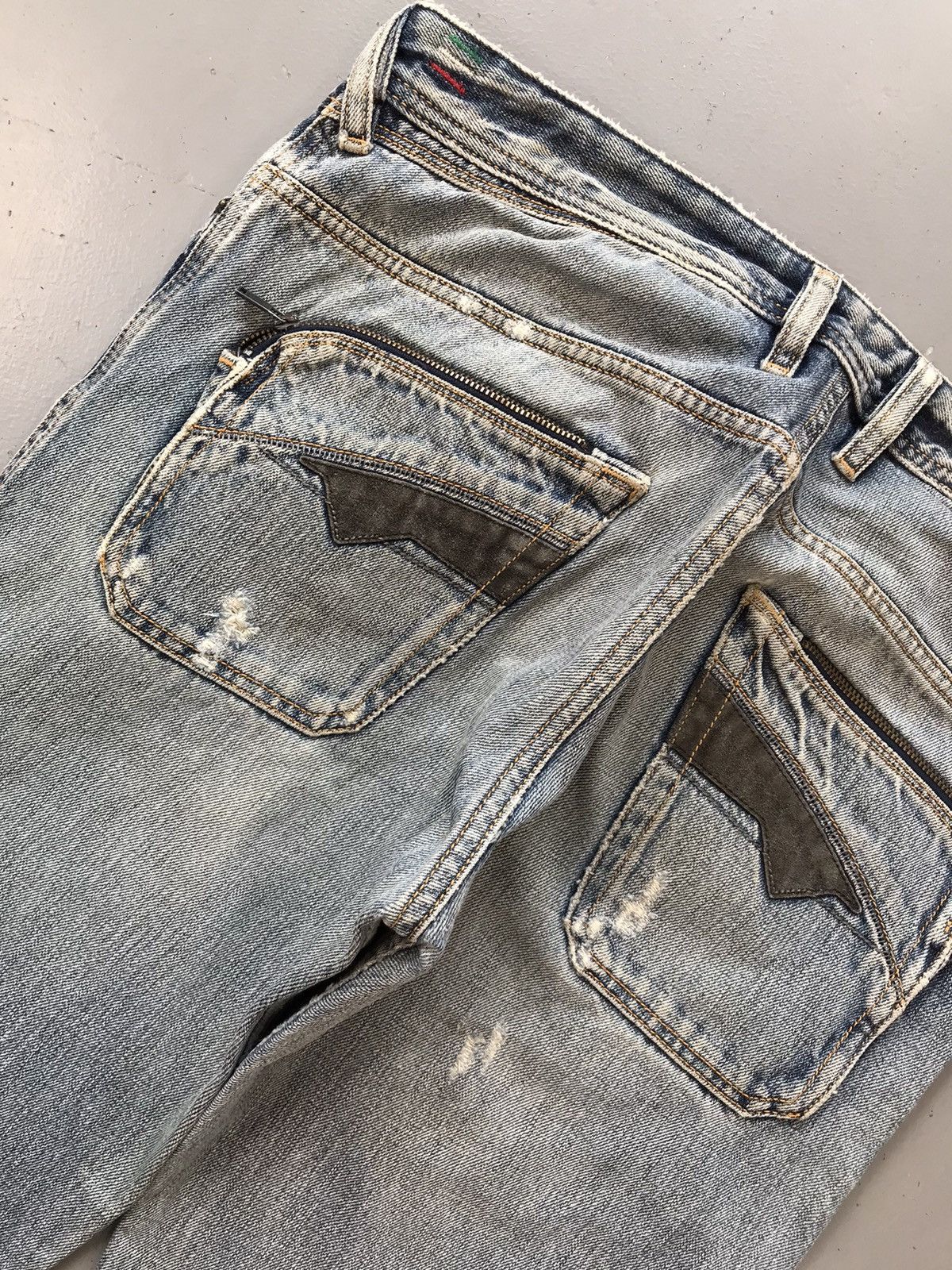 Diesel × Vintage Vintage diesel industry distressed zipper pocket denim Size US 34 / EU 50 - 14 Thumbnail