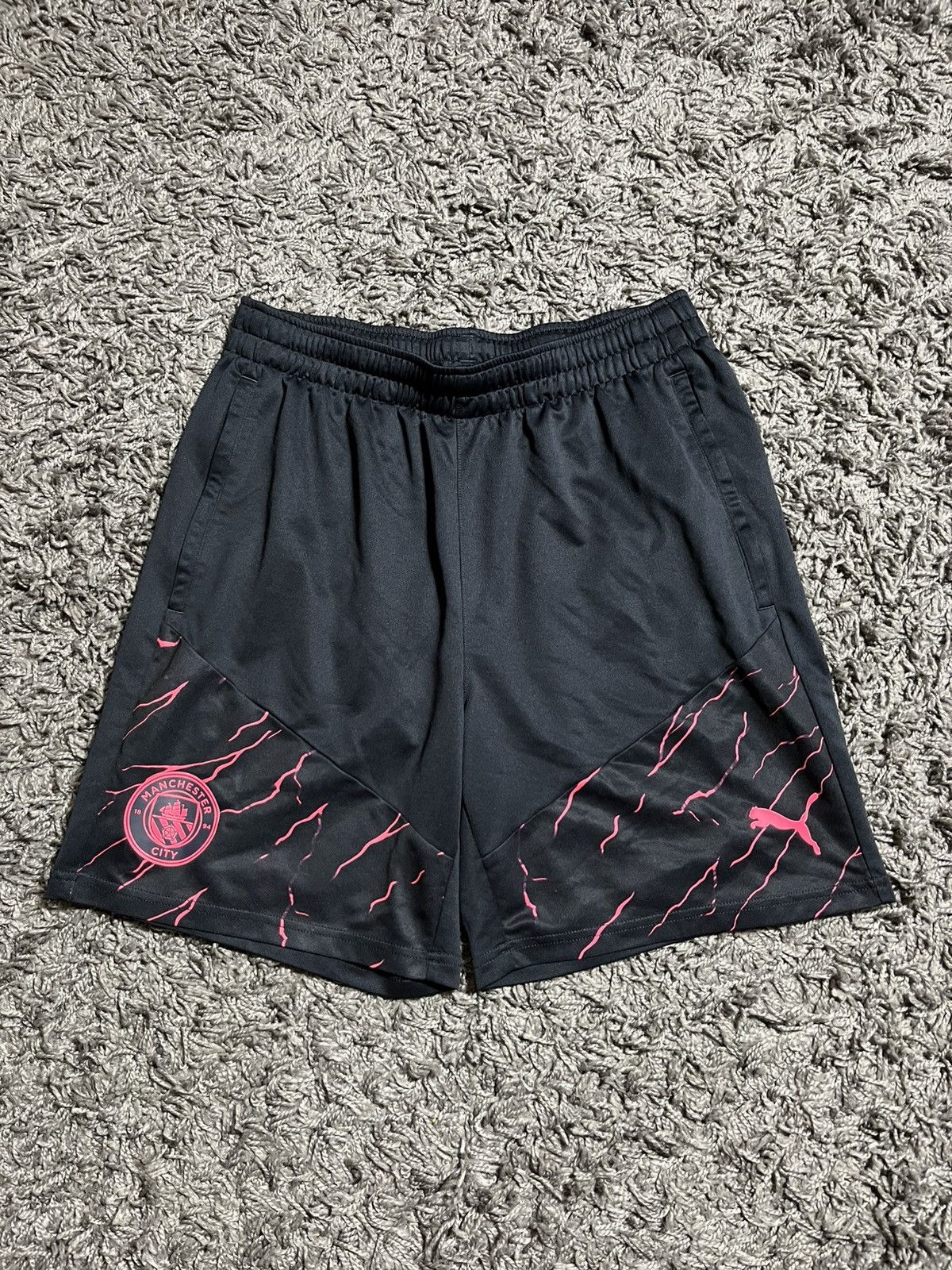 Puma PUMA MANCHESTER CITY TRIKOT FOOTBALL SHORTS Size US 32 / EU 48 - 1 Thumbnail