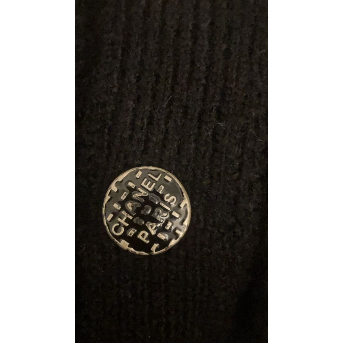 Chanel Chanel Womens Black Wool Knit Sweater With Silver Button Sho Size XS / US 0-2 / IT 36-38 - 12 Thumbnail