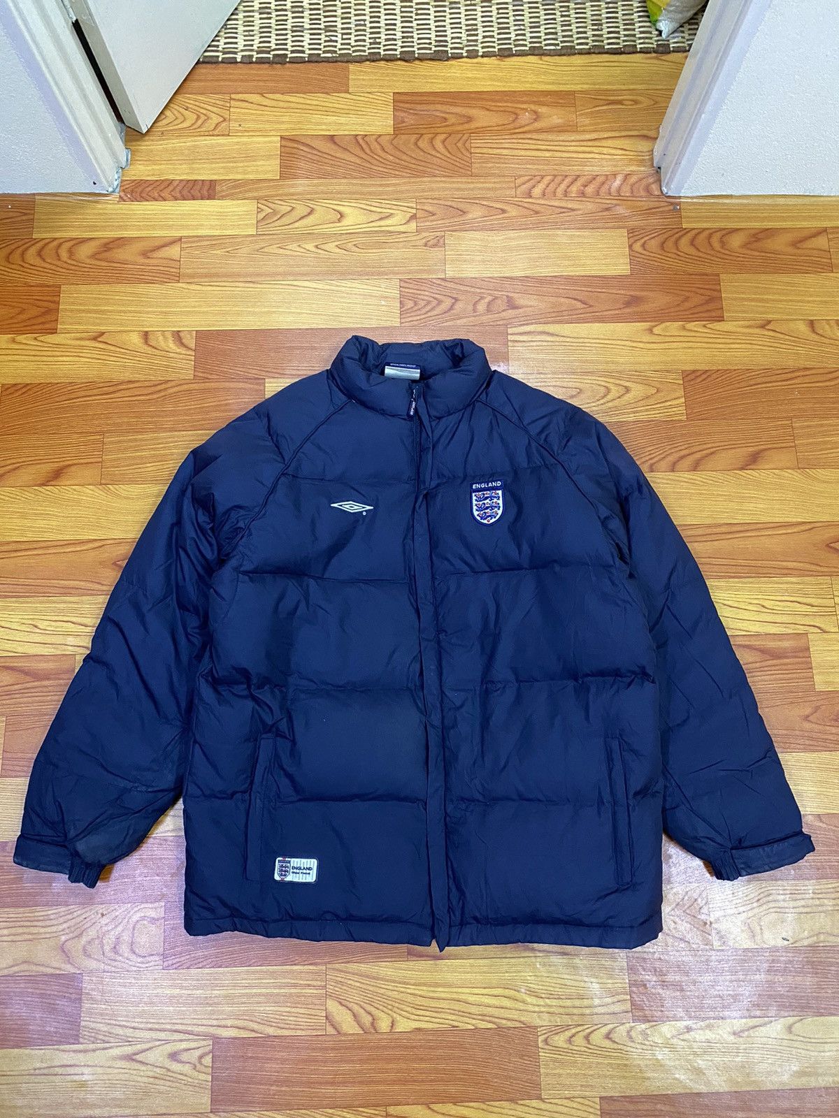 Umbro Umbro England Official Product Puffer Jacket Size US L / EU 52-54 / 3 - 1 Thumbnail