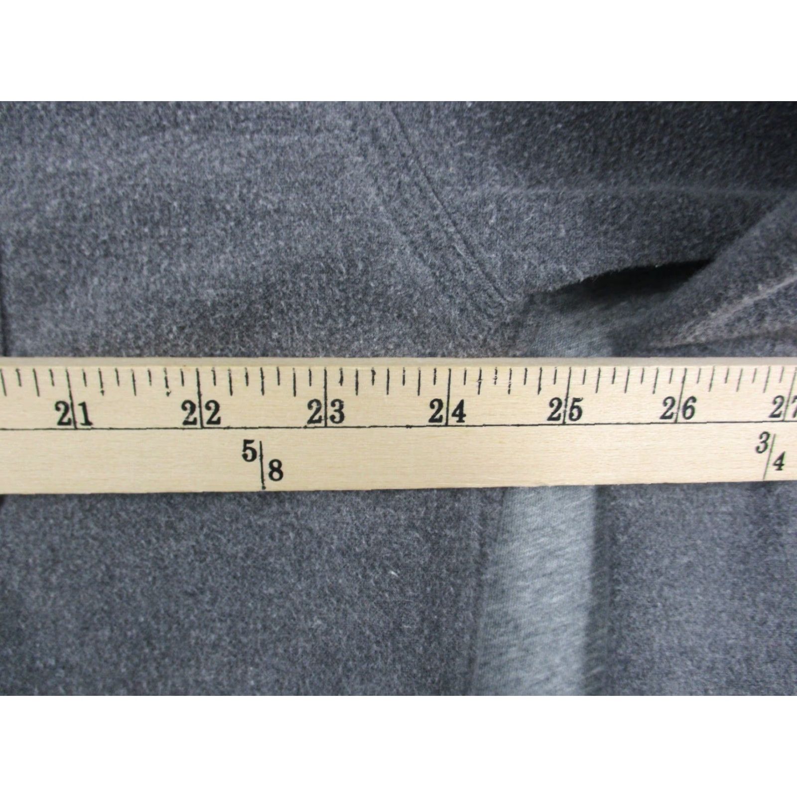 Vintage VINTAGE Woolrich Shirt Adult XL Gray Flannel Long Sleeve Button-Up Collared Woolrich Shirt Mens XL Gray Flannel 80s 90s Outdoor Pockets Buttons Size US XL / EU 56 / 4 - 6 Thumbnail