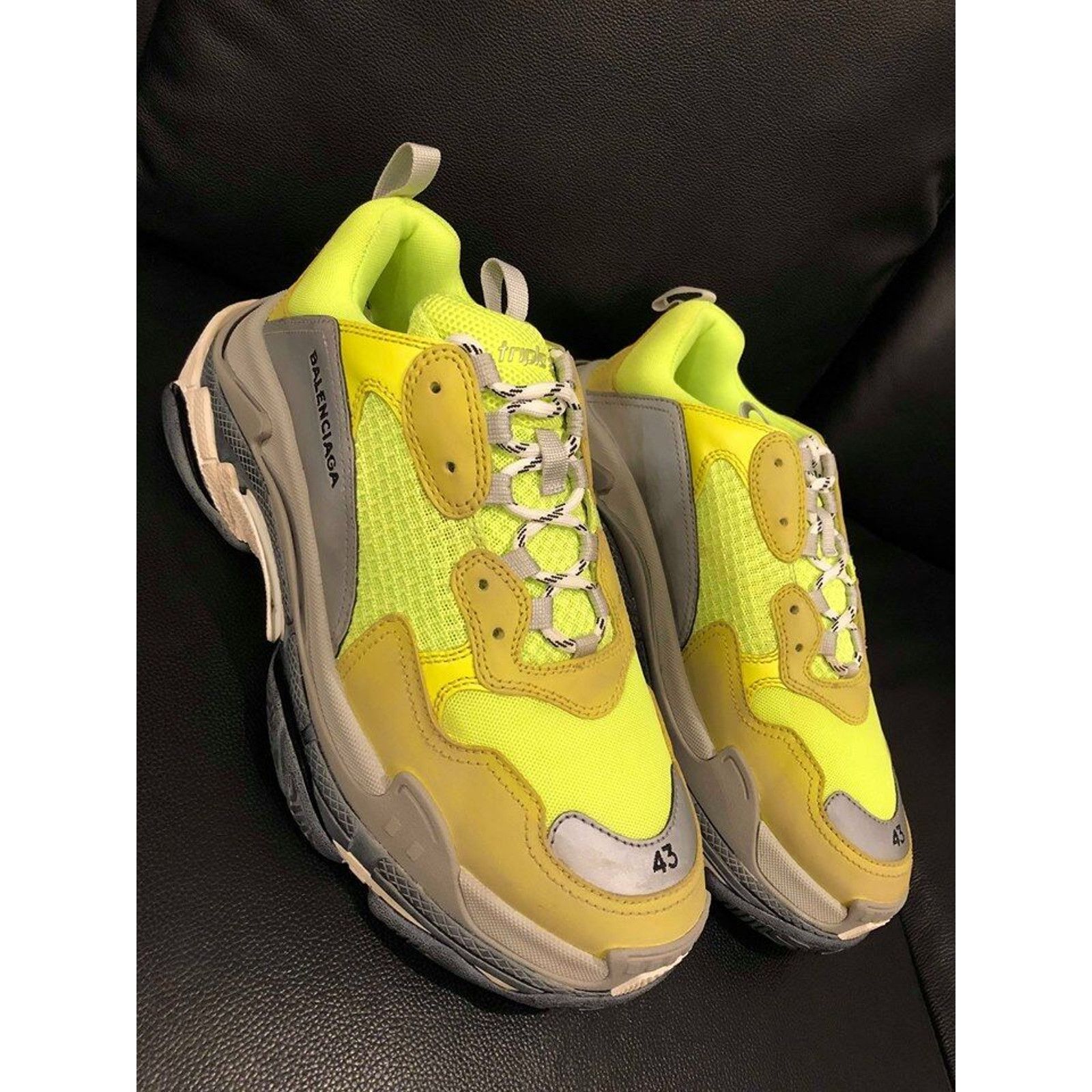 Balenciaga Balenciaga Triple S Sneaker Neon Yellow Grey Speed Size US 10 / EU 43 - 6 Thumbnail
