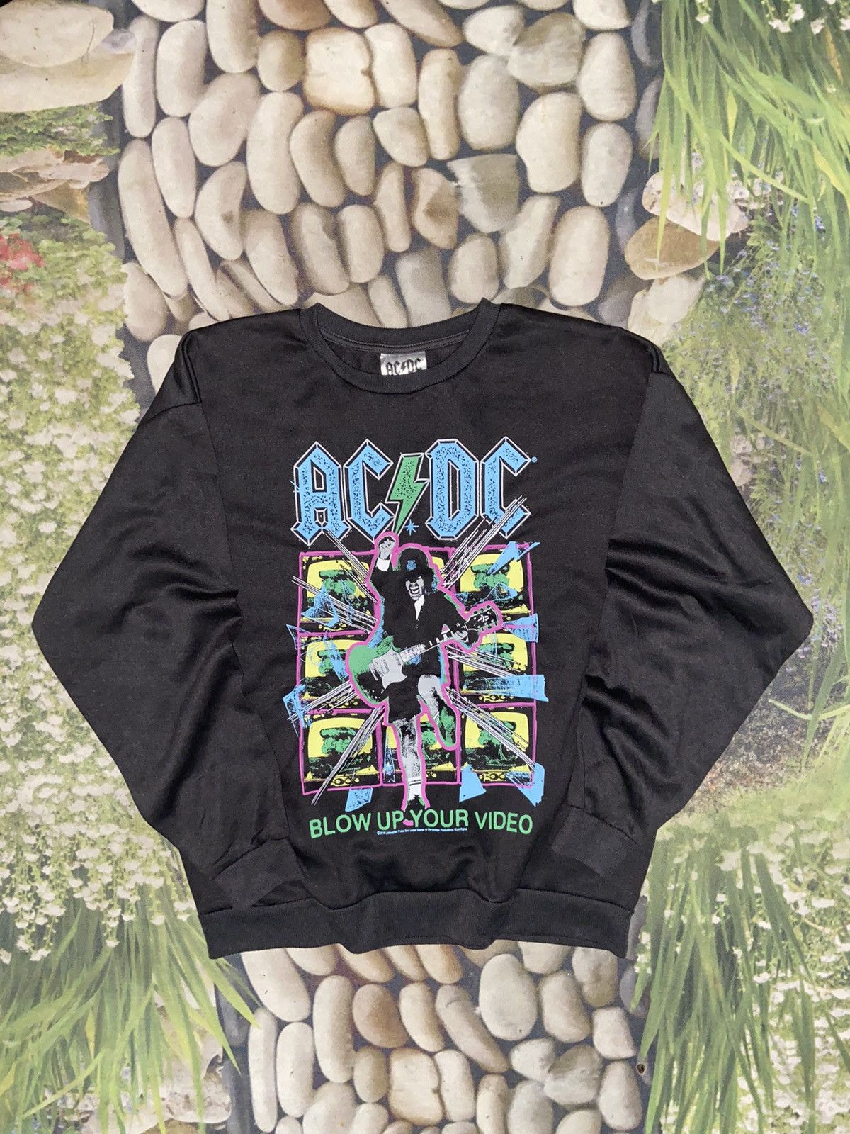 Band Tees SWEATSHIRT ACDC BLOW UP YOUR VIDEO Size US M / EU 48-50 / 2 - 2 Thumbnail