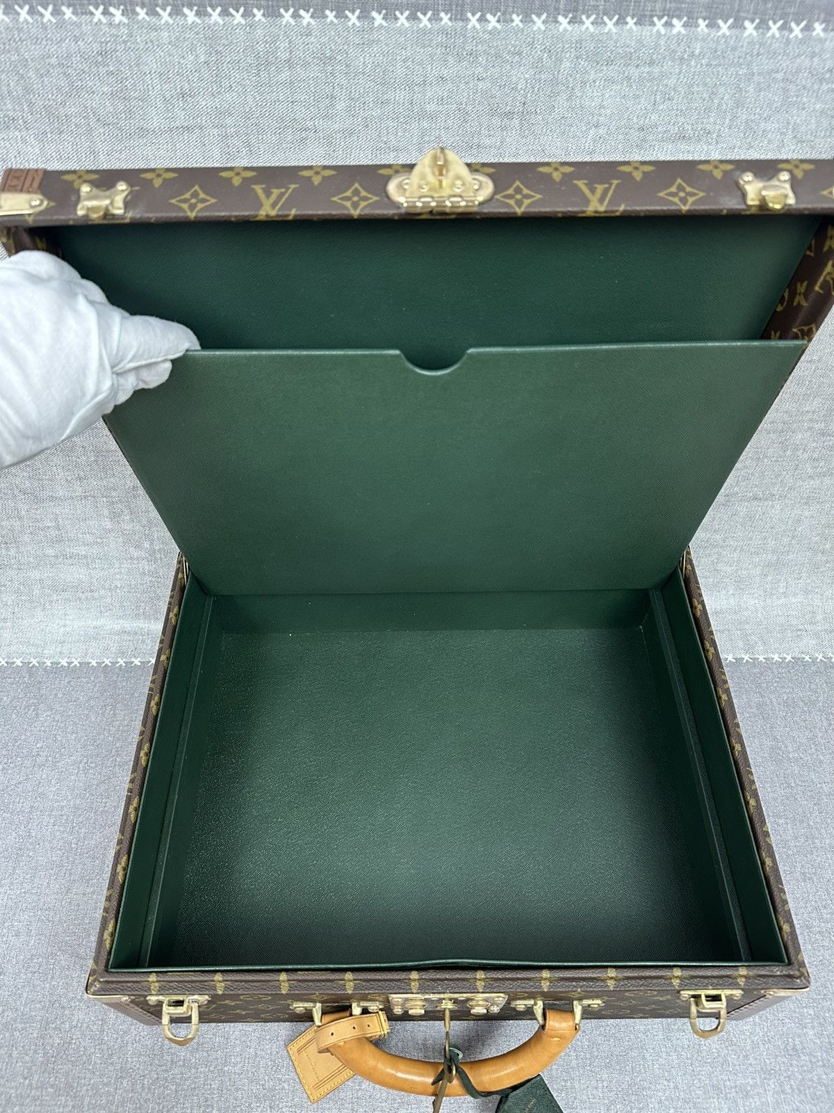 Louis Vuitton Louis Vuitton President Monogram Briefcase Trunk Vintage Size ONE SIZE - 20 Thumbnail