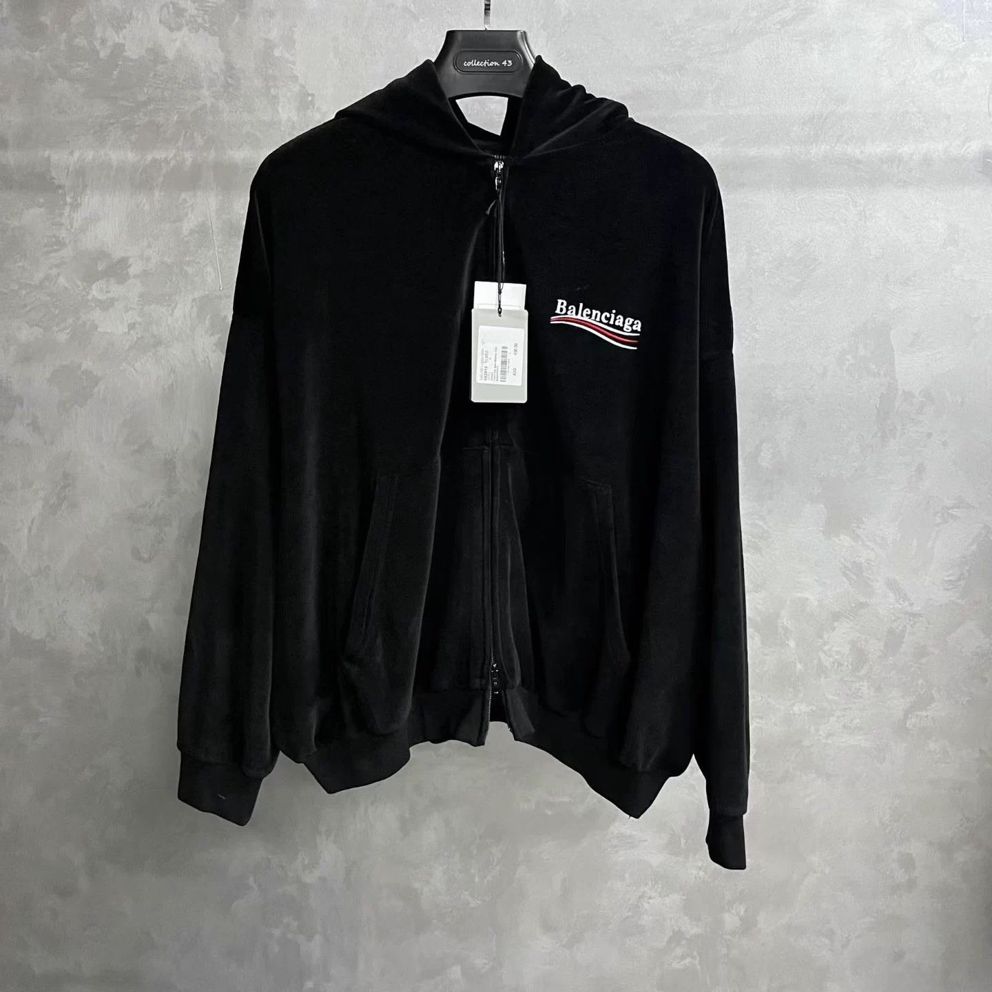 Balenciaga Balenciaga Logo Print Hoodie - Size 1 - New w/ Tags Size US S / EU 44-46 / 1 - 1 Thumbnail