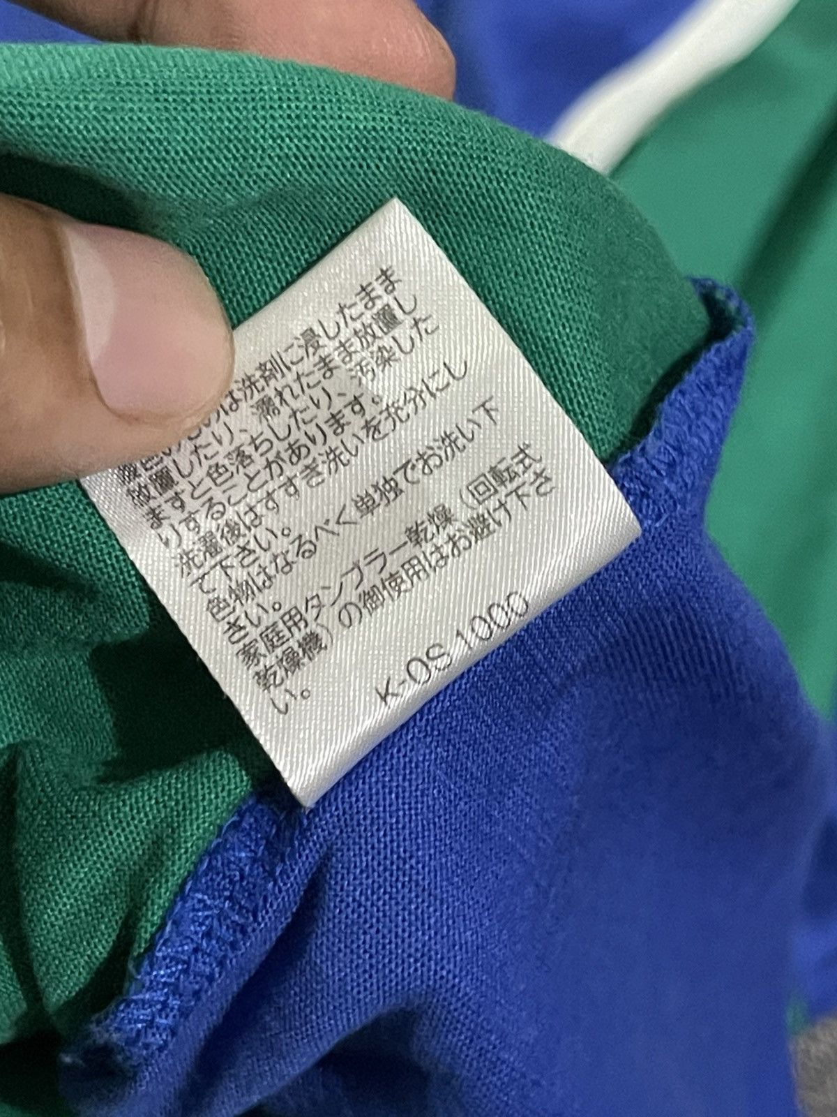 Yves Saint Laurent Vintage Yves Saint Laurent V Neck YSL T Shirt Size M / US 6-8 / IT 42-44 - 9 Thumbnail