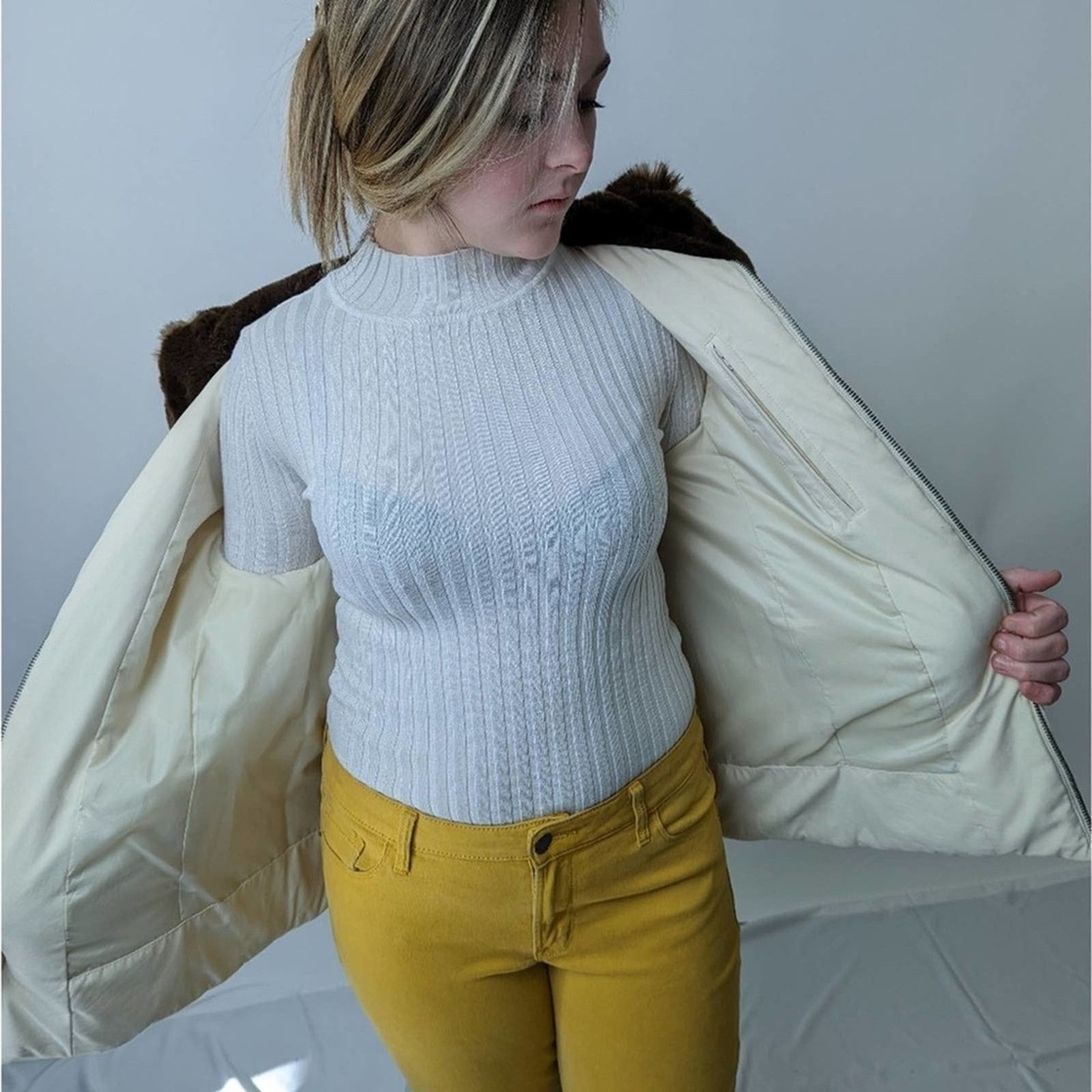 Lauren Ralph Lauren Lauren Ralph Lauren Creamy Quilted Hooded Puffer Vest Size S / US 4 / IT 40 - 8 Thumbnail