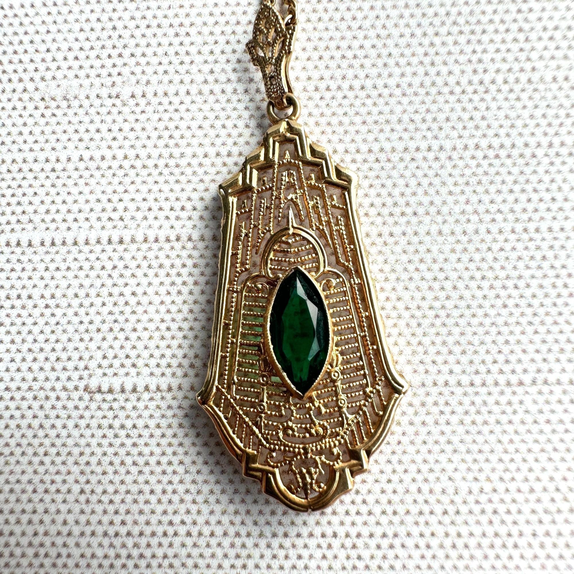 Other 14K Gold Esposito Jewelry Co.Pendant Necklace with Green Gla Size ONE SIZE - 10 Thumbnail