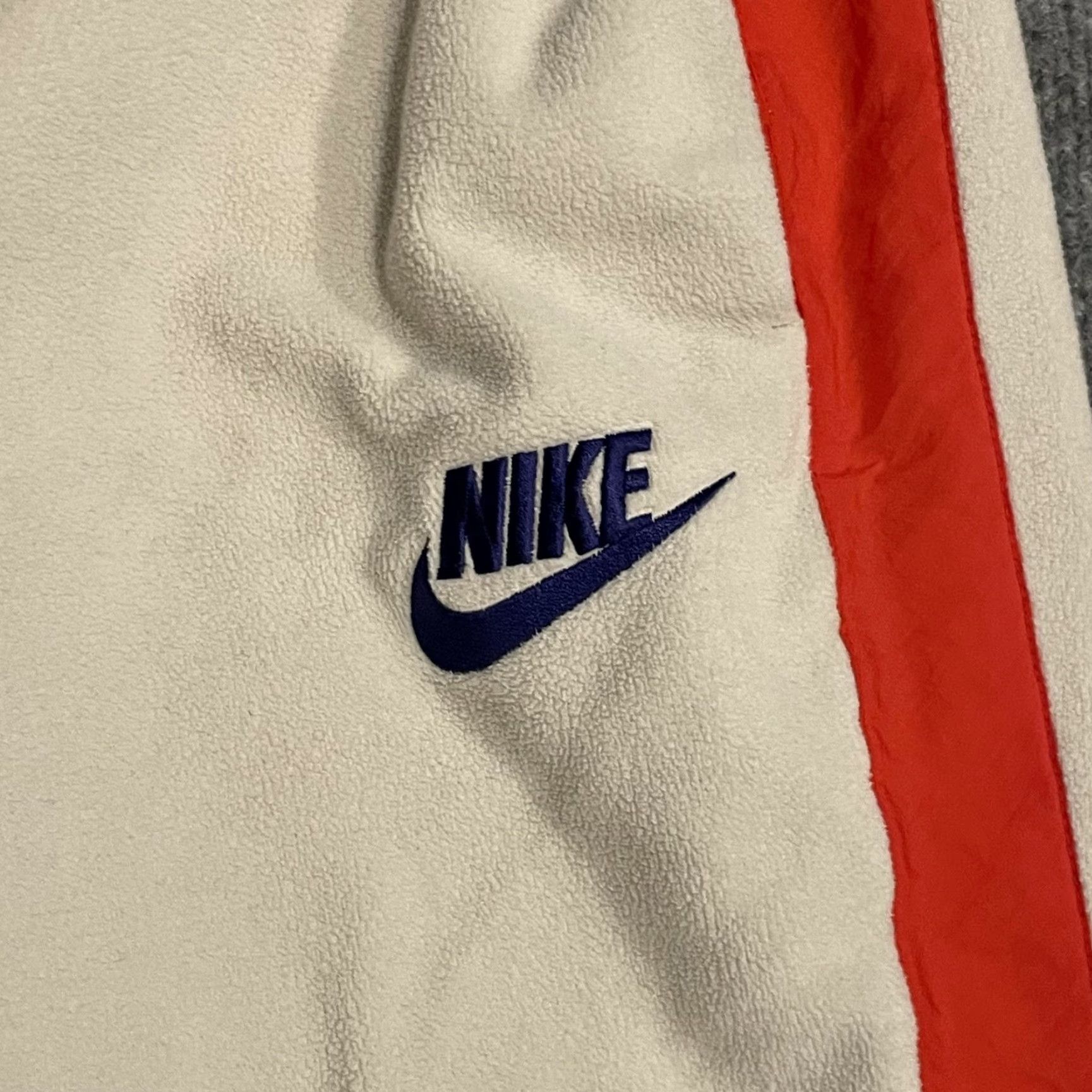 Nike Nike Polar Fleece Joggers Pants Womens M Beige Red Stripe Purple Cuffs Swoosh Size 32" / US 10 / IT 46 - 7 Thumbnail