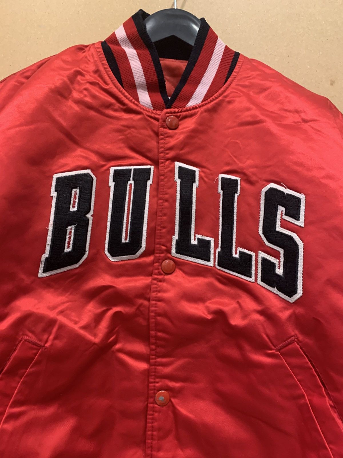 Starter Vintage Starter Chicago Bulls NBA Size US M / EU 48-50 / 2 - 5 Thumbnail
