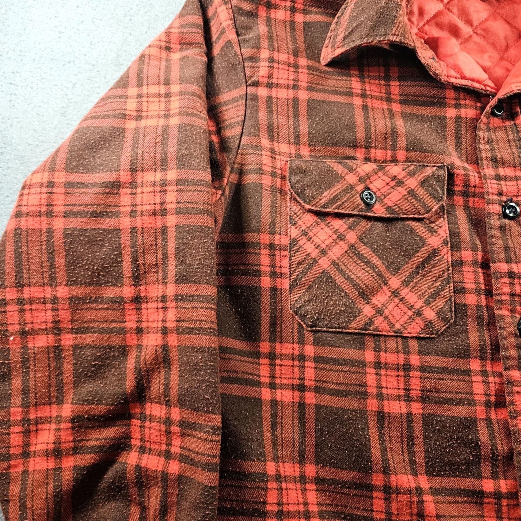 Sears VINTAGE Sears Quilted Mens L Red 60s 70s Lined Workwear Button Flannel Pockets Size Size US L / EU 52-54 / 3 - 3 Thumbnail