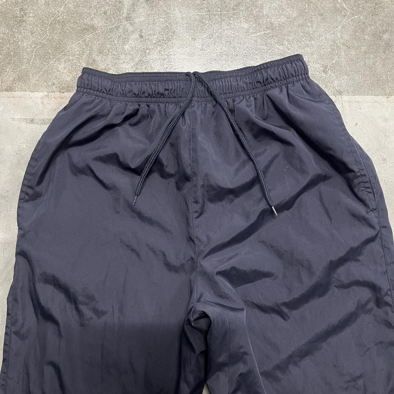 Vintage Vintage Y2K/2000s Baggy Fit Navy Blue Track Pants with pockets and leg zippers! Size US 30 / EU 46 - 2 Thumbnail