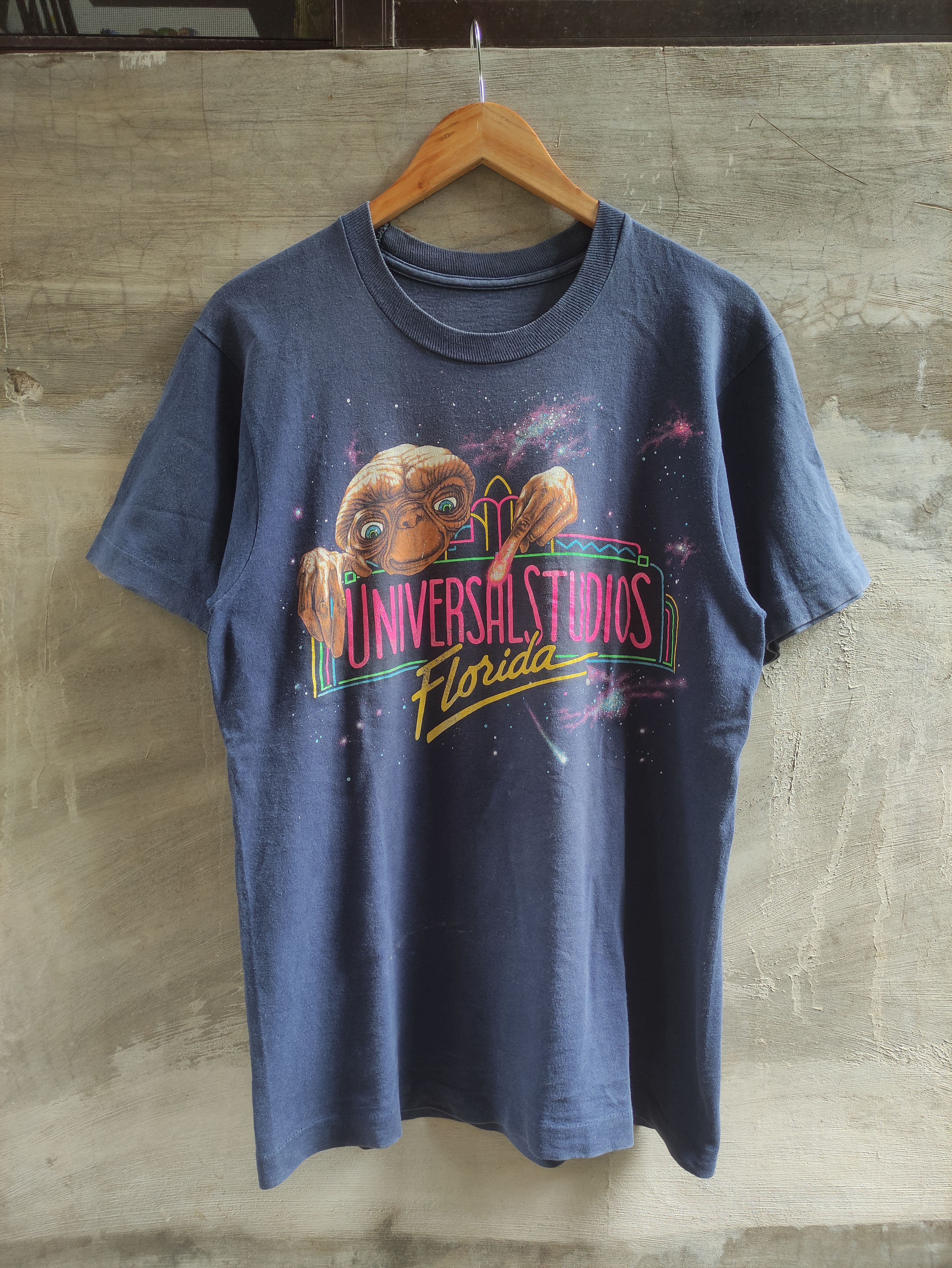 Vintage Vintage Universal Studios E.T. Movie Shirt Size US M / EU 48-50 / 2 - 1 Thumbnail