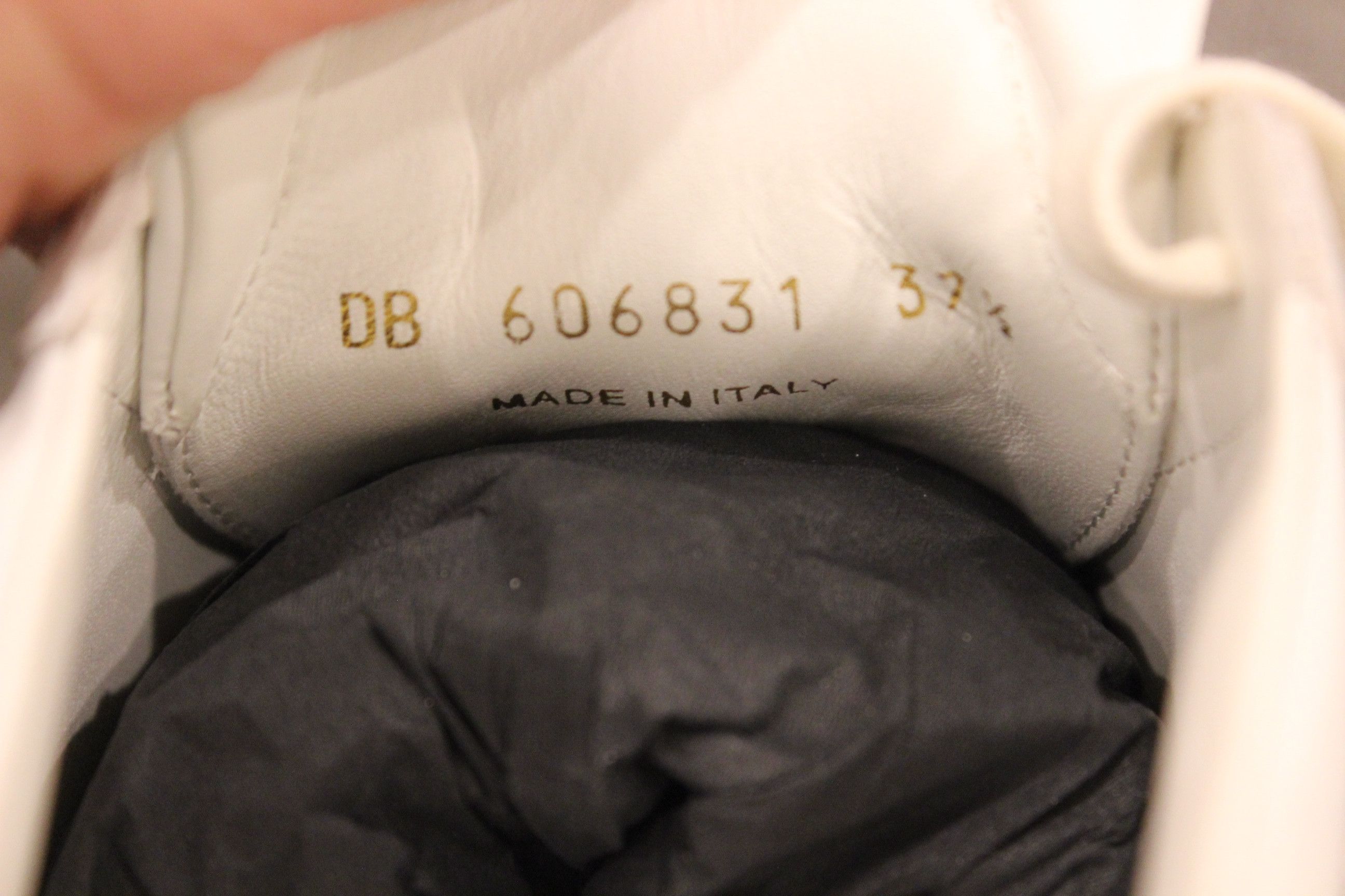 Saint Laurent Paris Saint Laurent Wmns Andy Optic White 606831 Size US 7.5 / IT 37.5 - 6 Thumbnail