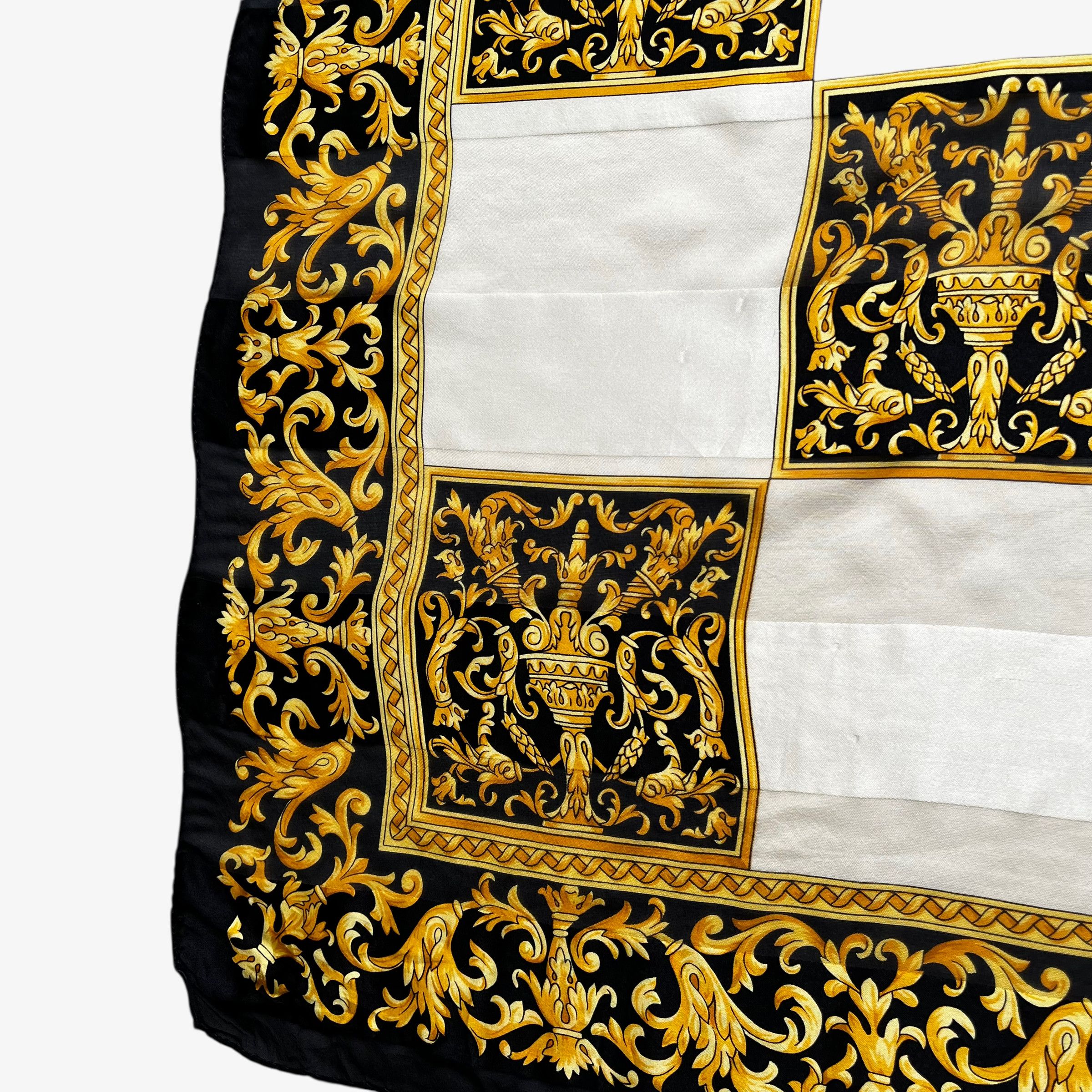 Paolo Gucci Vintage 80s Paolo Gucci Baroque Checkered Print Silk Scarf Size ONE SIZE - 4 Thumbnail