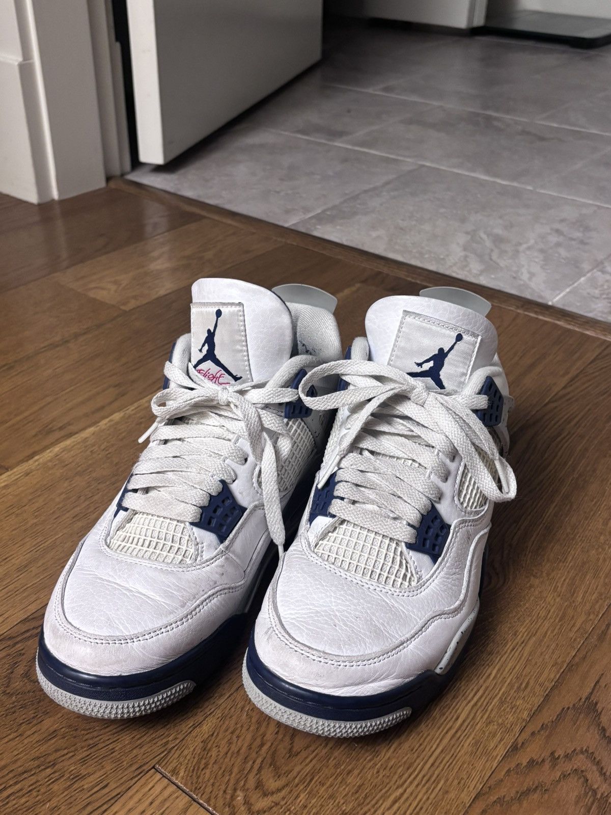 Nike Jordan 4 Retro Midnight Navy Size US 8 / EU 41 - 8 Thumbnail