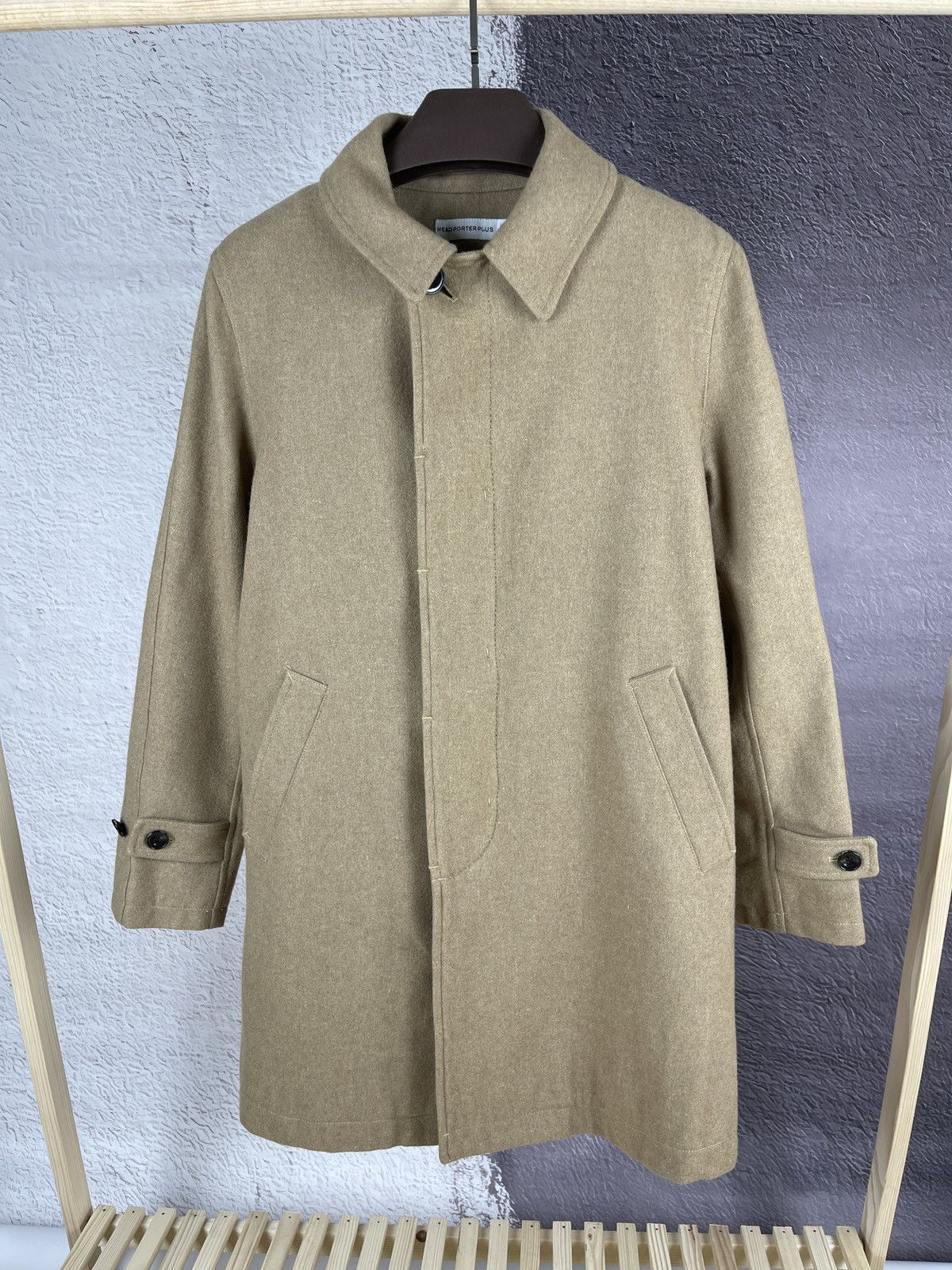 Head Porter Head Porter Plus beige single breasted wool coat size L Size US L / EU 52-54 / 3 - 2 Thumbnail