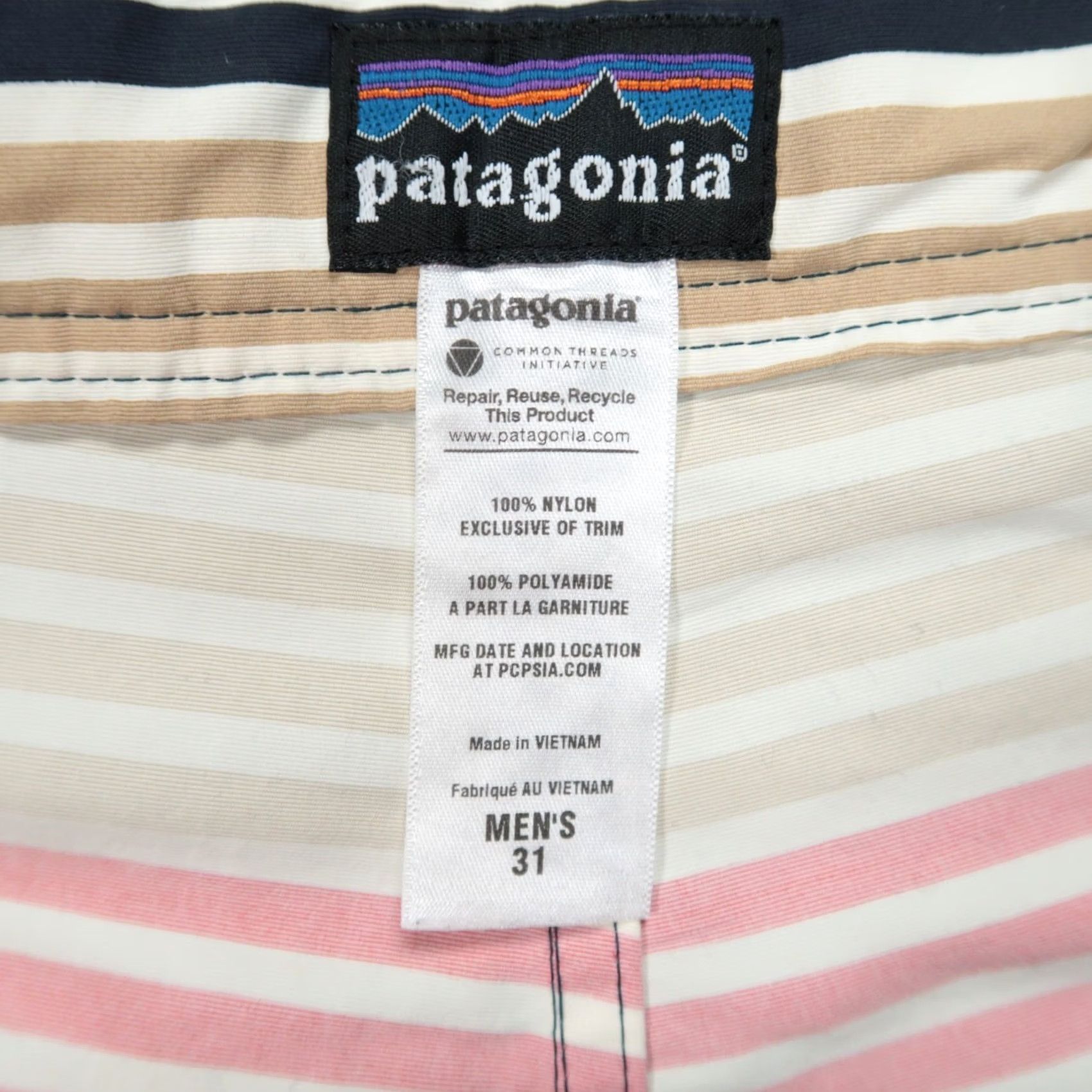 Patagonia Patagonia Board Shorts Mens 31 Blue Red Tan Striped Wavefarer Zip Pocket Swim Bottoms Size US 31 - 2 Thumbnail