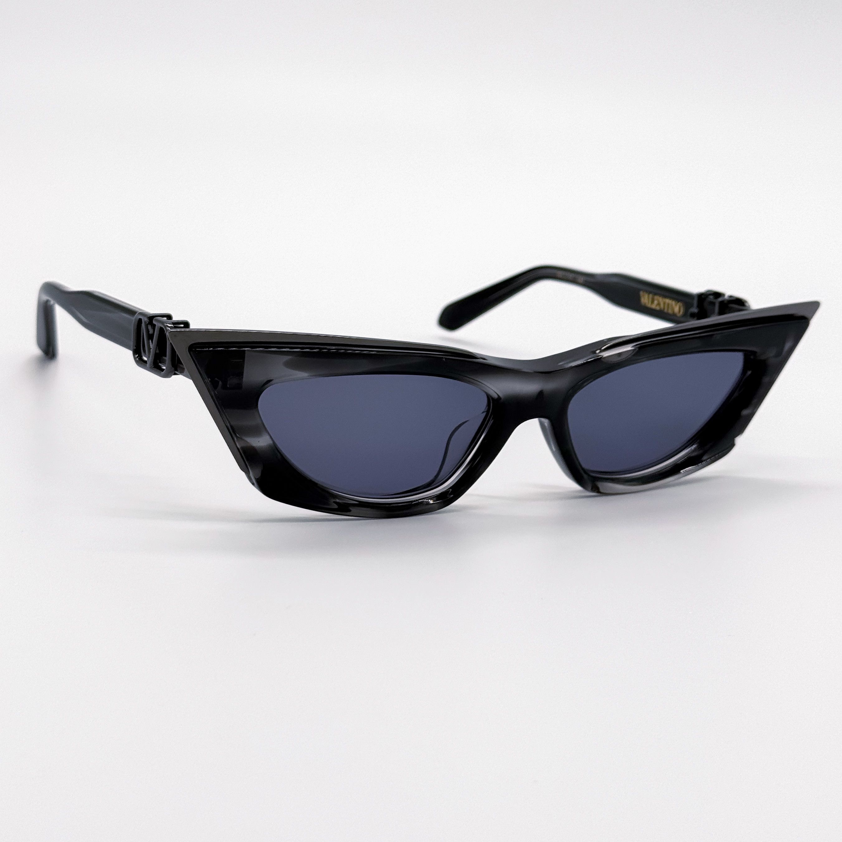 Valentino NEW VALENTINO V-GOLDCUT VLS-113B BLACK CAT EYE SUNGLASSES Size ONE SIZE - 5 Thumbnail