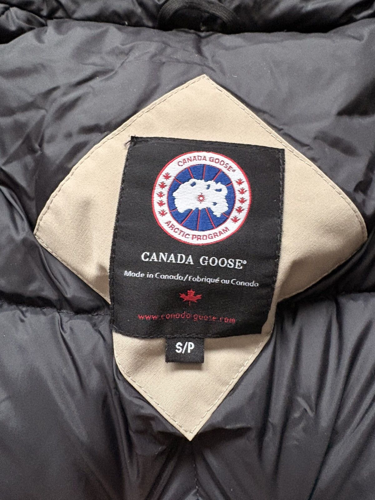 Canada Goose Canada Goose Expedition Beige Mens S/M Perfect Size US S / EU 44-46 / 1 - 10 Thumbnail