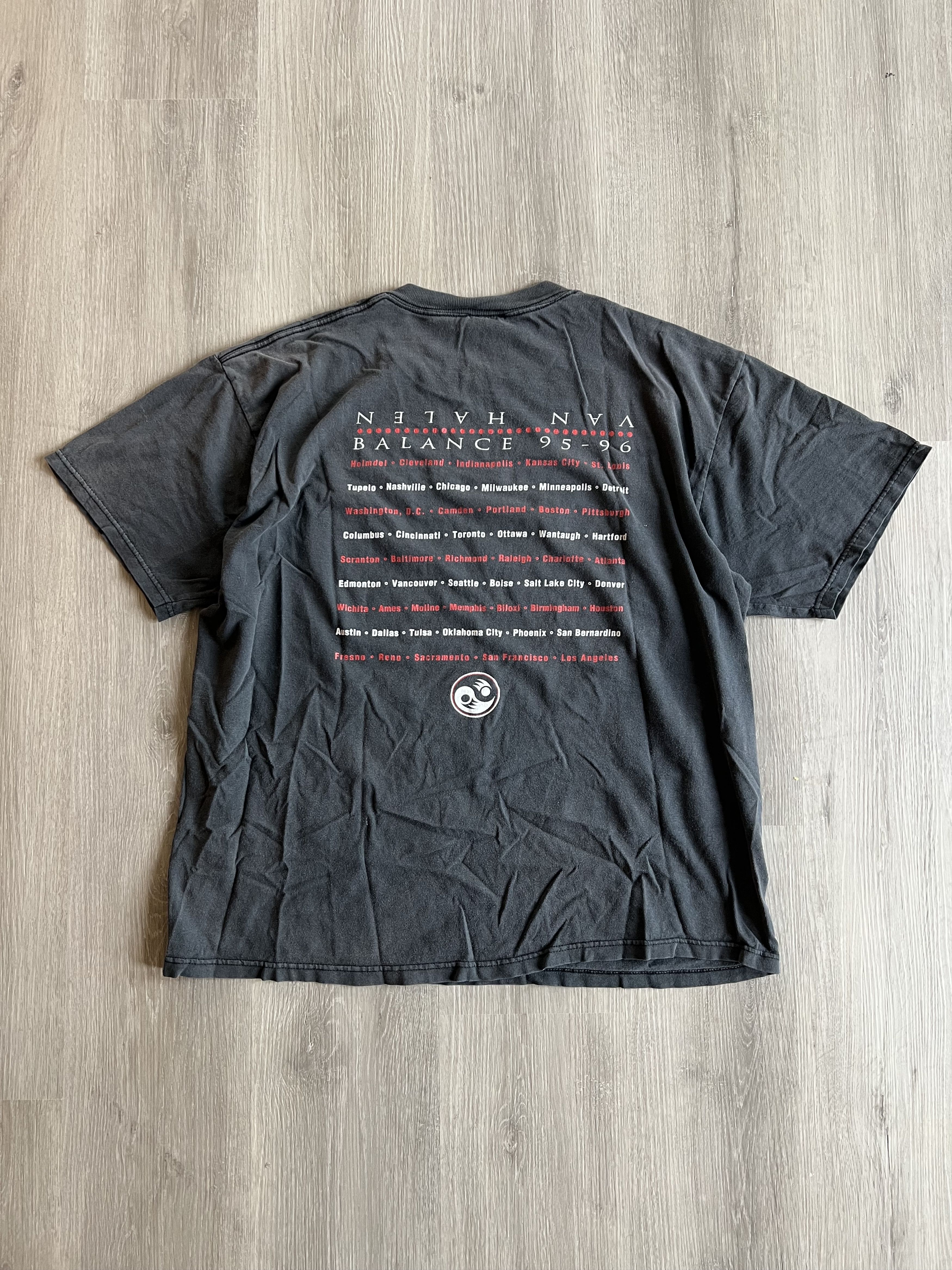 Band Tees 1995 Van Halen Balance Tour Tee Nice Man Tag Size US XL / EU 56 / 4 - 4 Thumbnail