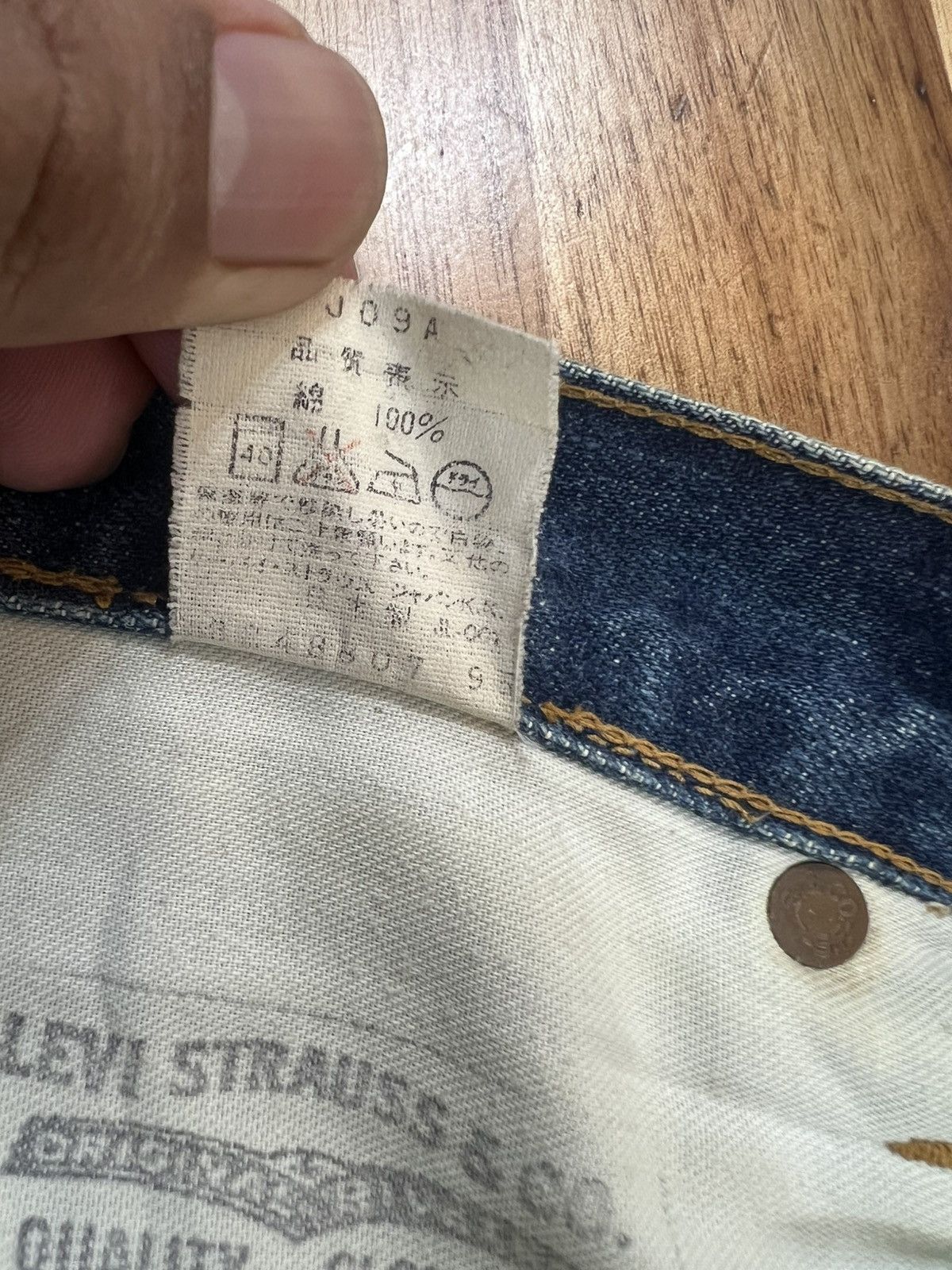 Levi's Vintage Levis 502 Big E Button J22 Denim Jeans Size US 30 / EU 46 - 9 Thumbnail