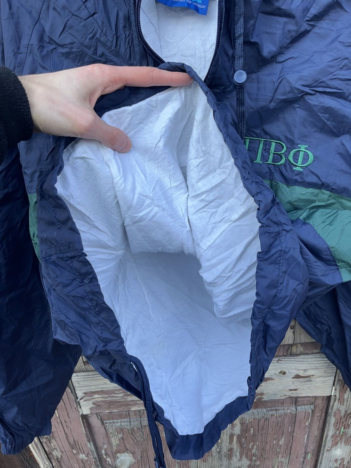 Vintage Vintage Pi Beta Phi Fraternity Monmouth College Windbreaker Size US M / EU 48-50 / 2 - 8 Thumbnail