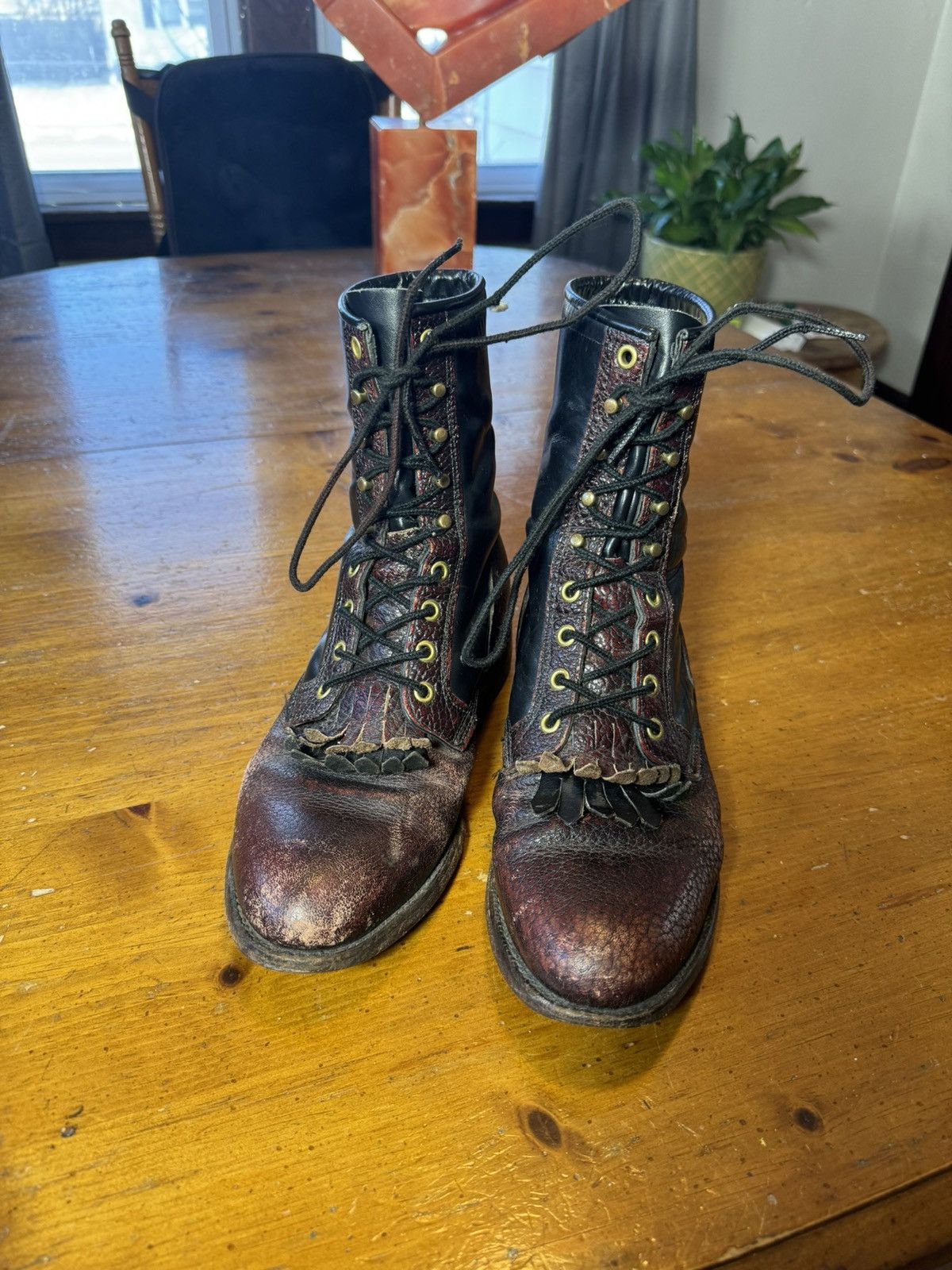 Justin Boots Justin VINTAGE PEBBLED TWO TONE BURGUNDY LACE Cowboy Boots Size US 8.5 / EU 41-42 - 2 Thumbnail
