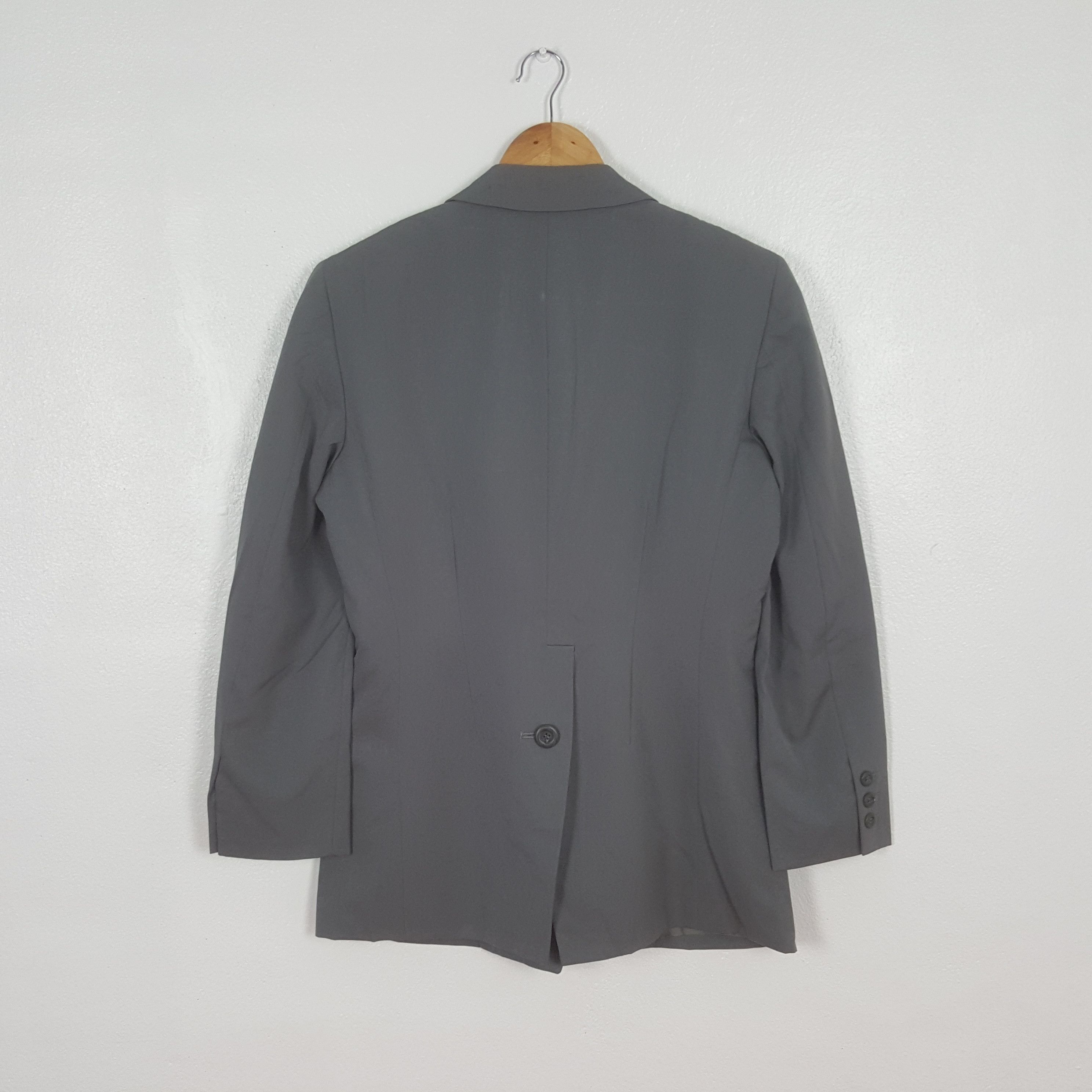 Issey Miyake Vintage Issey Miyake Japanese Blazer Jackets C307N18 Size US S / EU 44-46 / 1 - 3 Thumbnail
