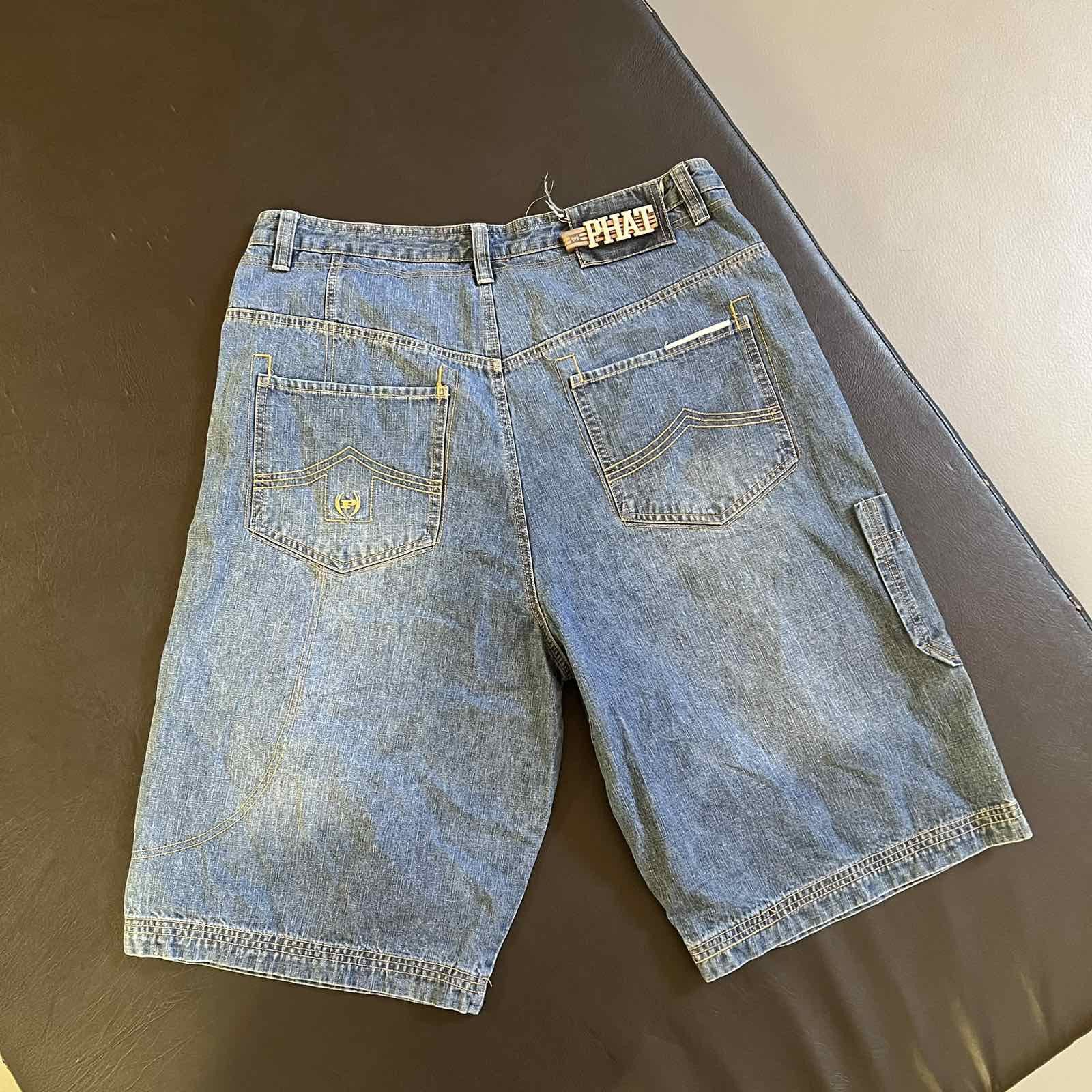 Other VINTAGE BAGGY PHAT FARM BLACK DENIM SKATER JEAN SHORTS JORTS Size US 36 / EU 52 - 2 Thumbnail