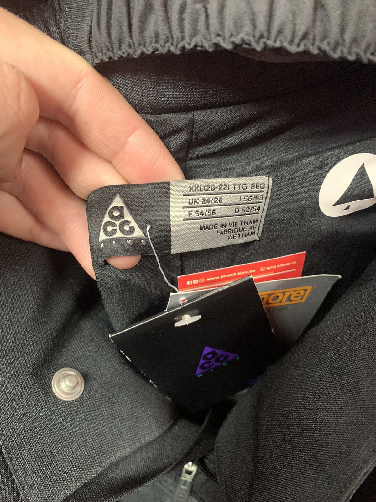 Nike ACG Nike ACG new ski pants gorpcore goretex Size 37" - 7 Thumbnail