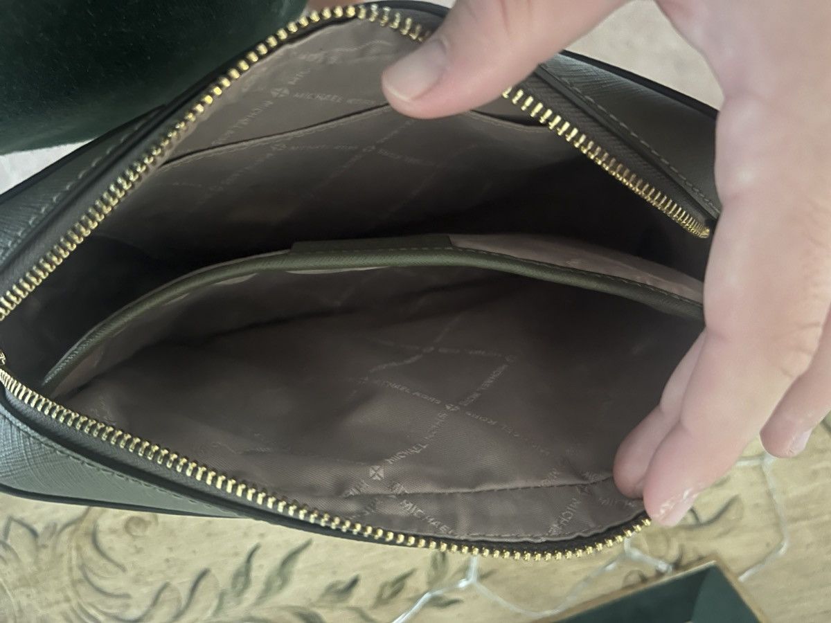 Michael Kors Michael Kors Olive Green Crossbody Bag Saffiano Leather Size ONE SIZE - 4 Thumbnail