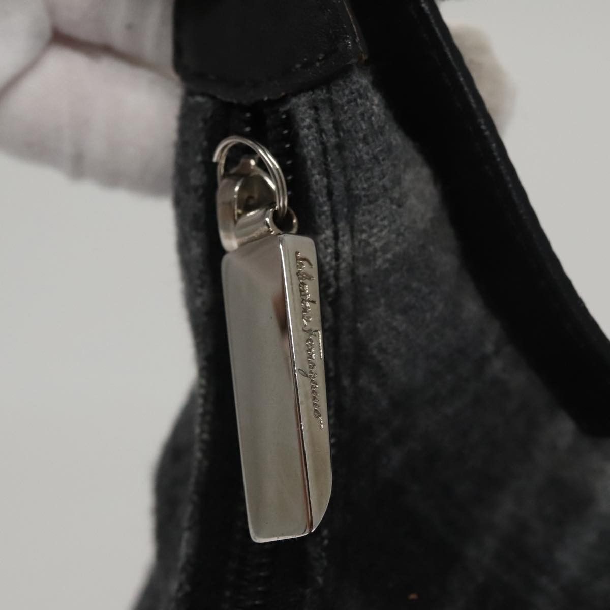 Salvatore Ferragamo Salvatore Ferragamo Shoulder Bag Wool Gray Size ONE SIZE - 10 Thumbnail