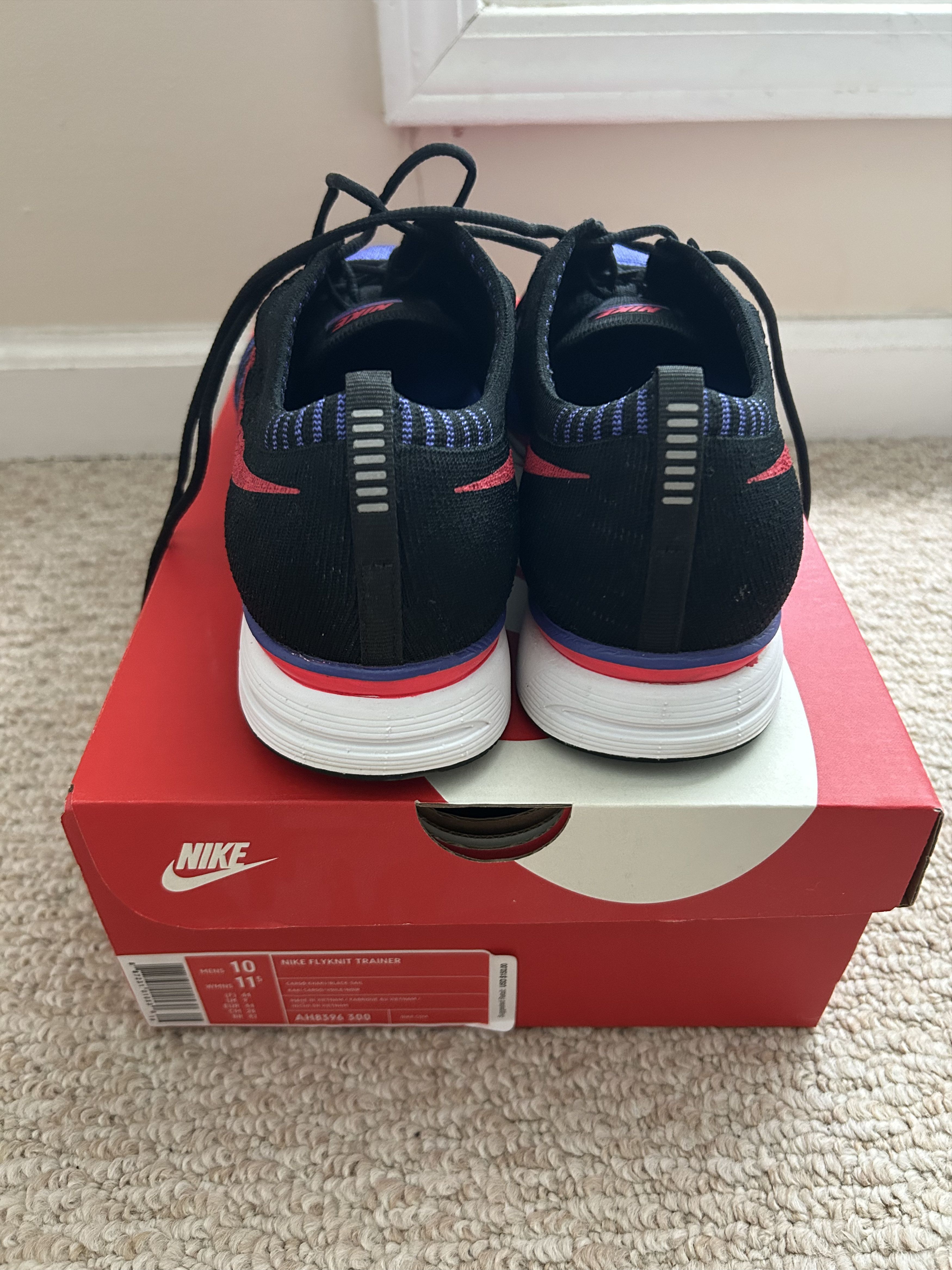 Nike Nike Flyknit Trainer Size US 10 / EU 43 - 2 Thumbnail