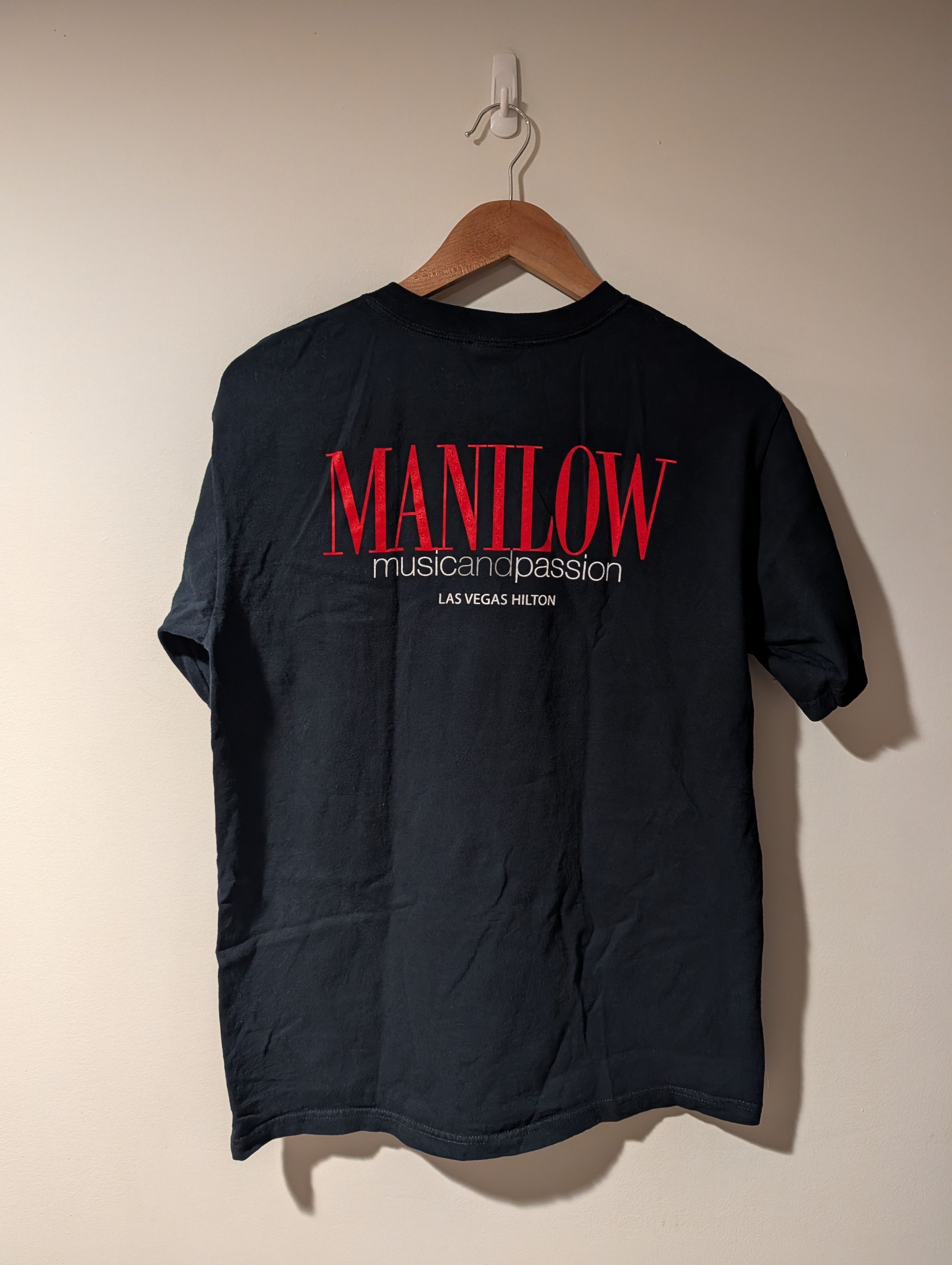 Band Tees Vintage Y2K Manilow Music and Passion Las Vegas T-Shirt Size US M / EU 48-50 / 2 - 4 Thumbnail