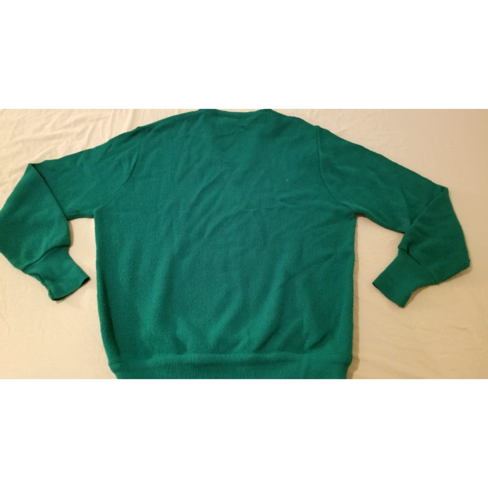 Izod VINTAGE Izod Lacoste V-Neck Sweater Mens L Green Pullover Sweater Mens Large Green Lacoste V-Neck - Vintage Mens Lacoste Sweater Green L Size US L / EU 52-54 / 3 - 5 Thumbnail