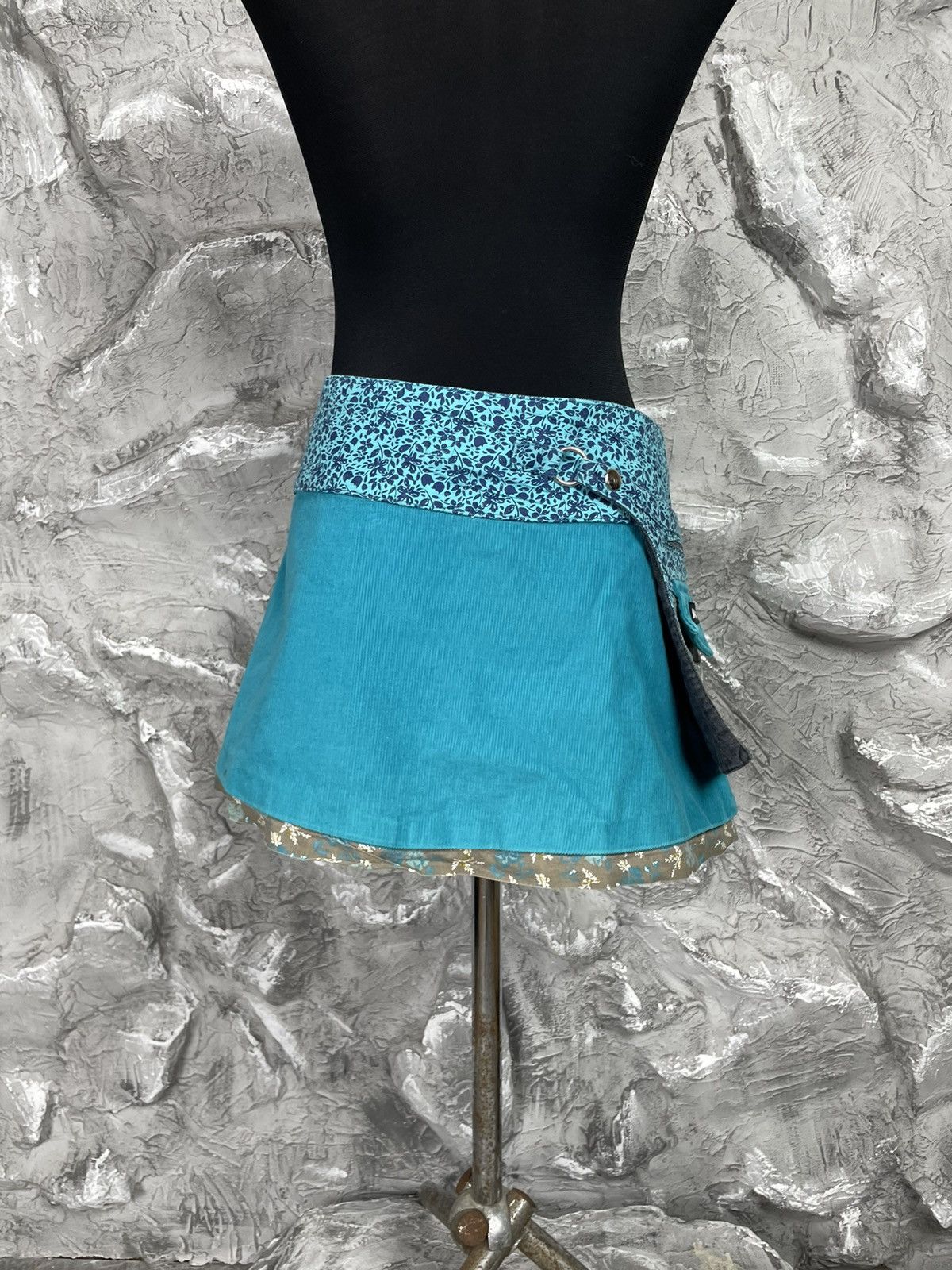 Japanese Brand 2000s Y2K Rivets Reversible Wrap Mini Skirt With Pocket Size 27" / US 4 / IT 40 - 5 Thumbnail