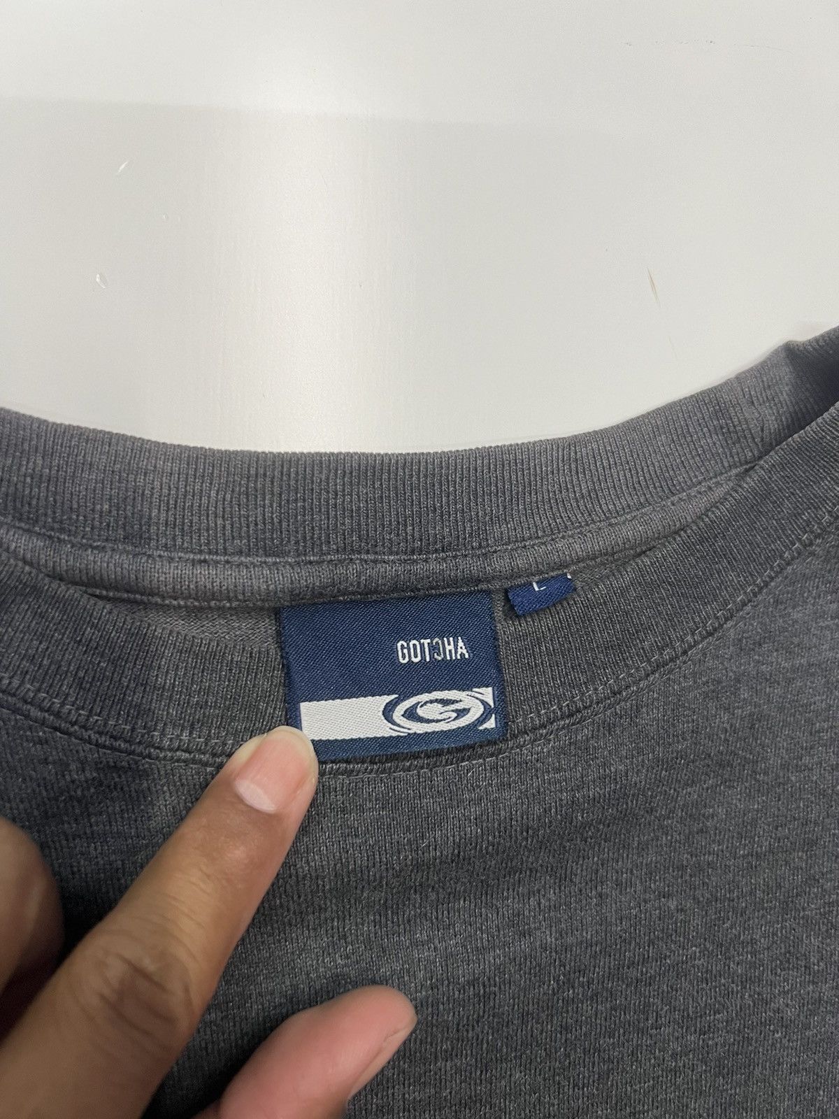 Gotcha 🔥VINTAGE GOTCHA SURF TEES SIZE L Size US L / EU 52-54 / 3 - 5 Thumbnail