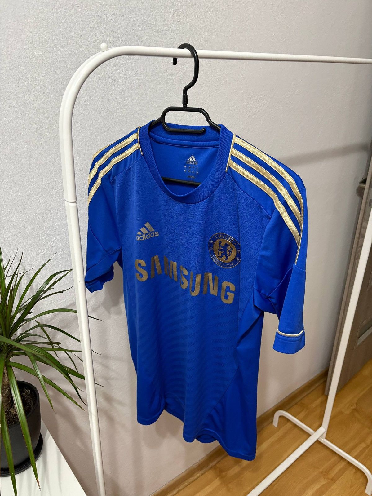 Adidas Asidas Chelsea mens 2012 Size US S / EU 44-46 / 1 - 1 Thumbnail