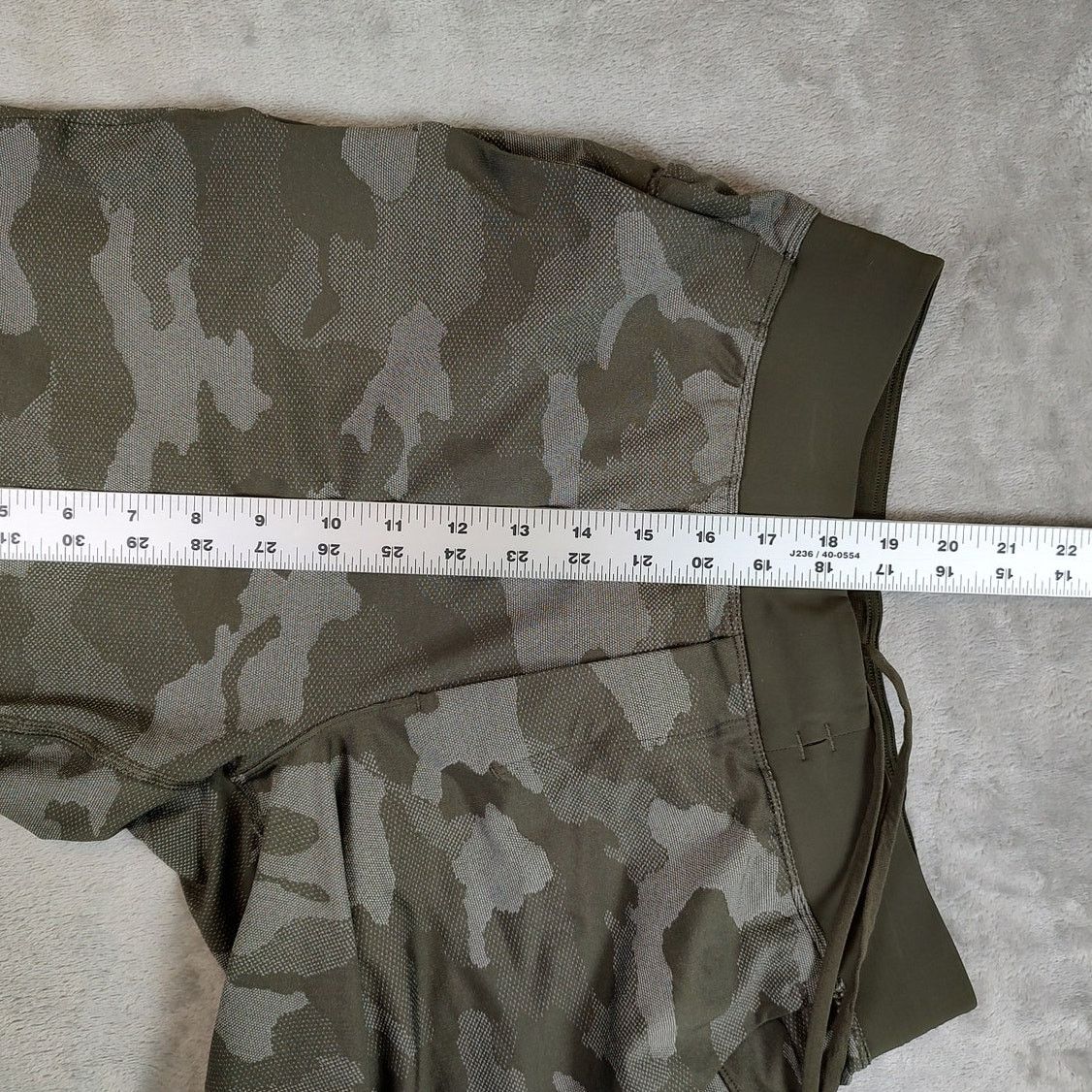 Lululemon Lululemon Zeroed In Camo Athletic workout gym shorts mens S Size US 26 / EU 42 - 6 Thumbnail