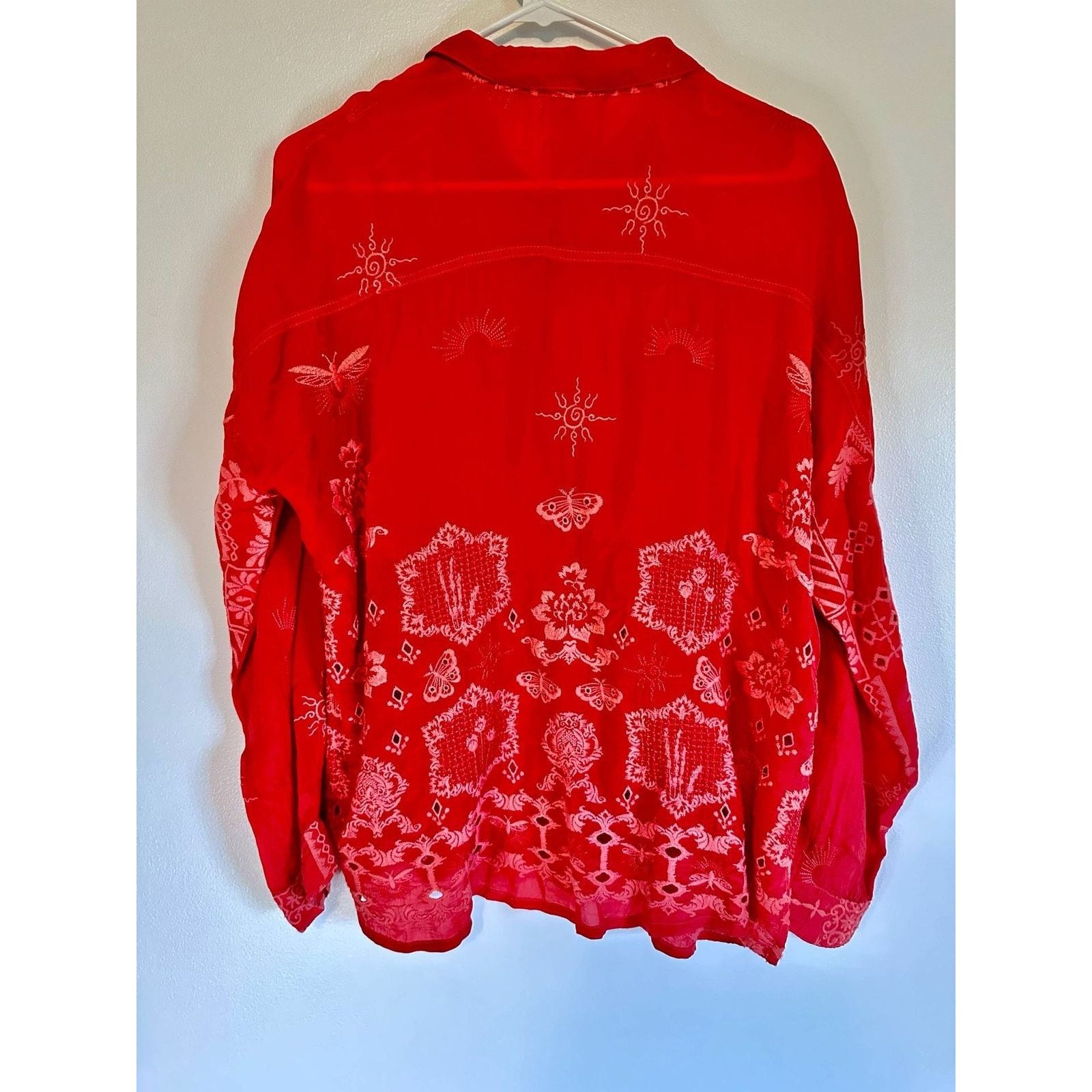 Johnny Was Johnny Was Red Slim Audrey Embroidered Shirt Size M Size M / US 6-8 / IT 42-44 - 9 Thumbnail