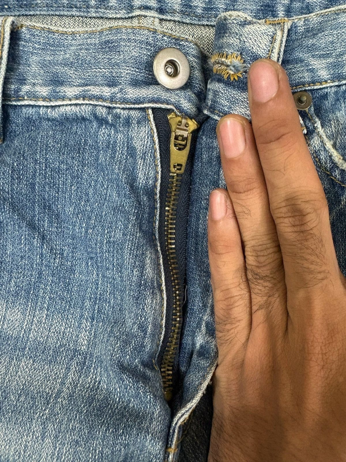 Japanese Brand Vintage Japanese Brand Patched Distressed Loose Jeans Size US 32 / EU 48 - 3 Thumbnail