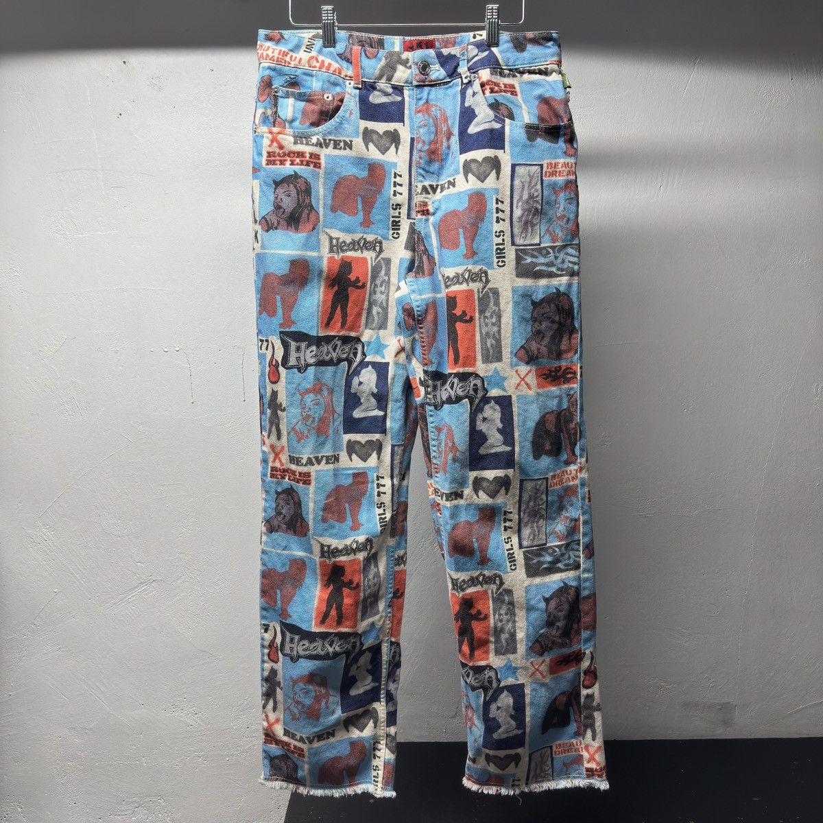 Heaven by Marc Jacobs Heaven Stencil Jeans Size US 30 / EU 46 - 13 Thumbnail