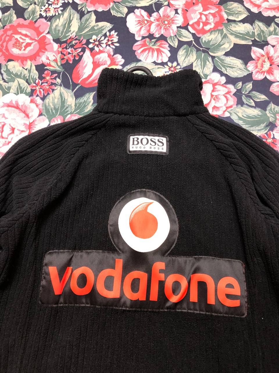 Mercedes-Benz Fodafone McLarem Mercedes Long Sleeve Size US S / EU 44-46 / 1 - 14 Thumbnail