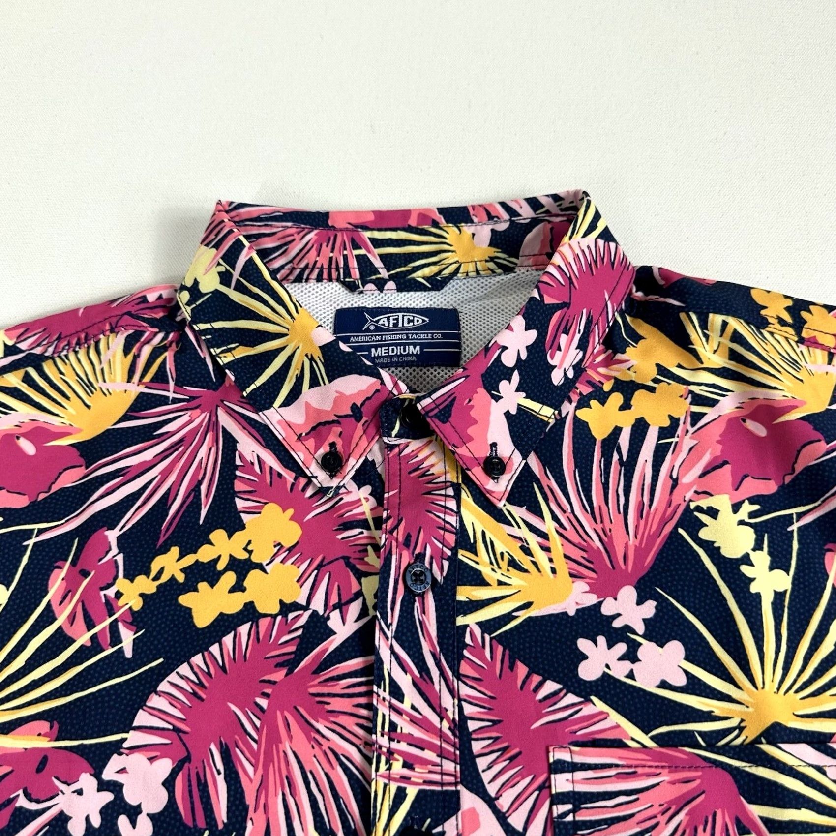 Vintage AFTCO Shirt Mens M Pink Blue Button-Down Short Sleeve Vented Floral Hawaiian Captains Lounge Size US M / EU 48-50 / 2 - 4 Thumbnail