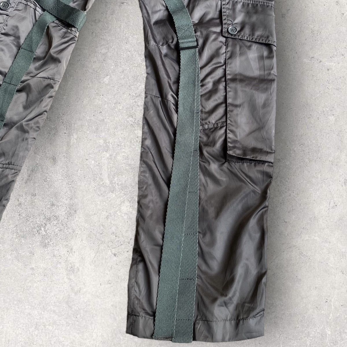 Dolce & Gabbana FW03 Runway Parachute Bondage Nylon Pants Size US 32 / EU 48 - 9 Thumbnail